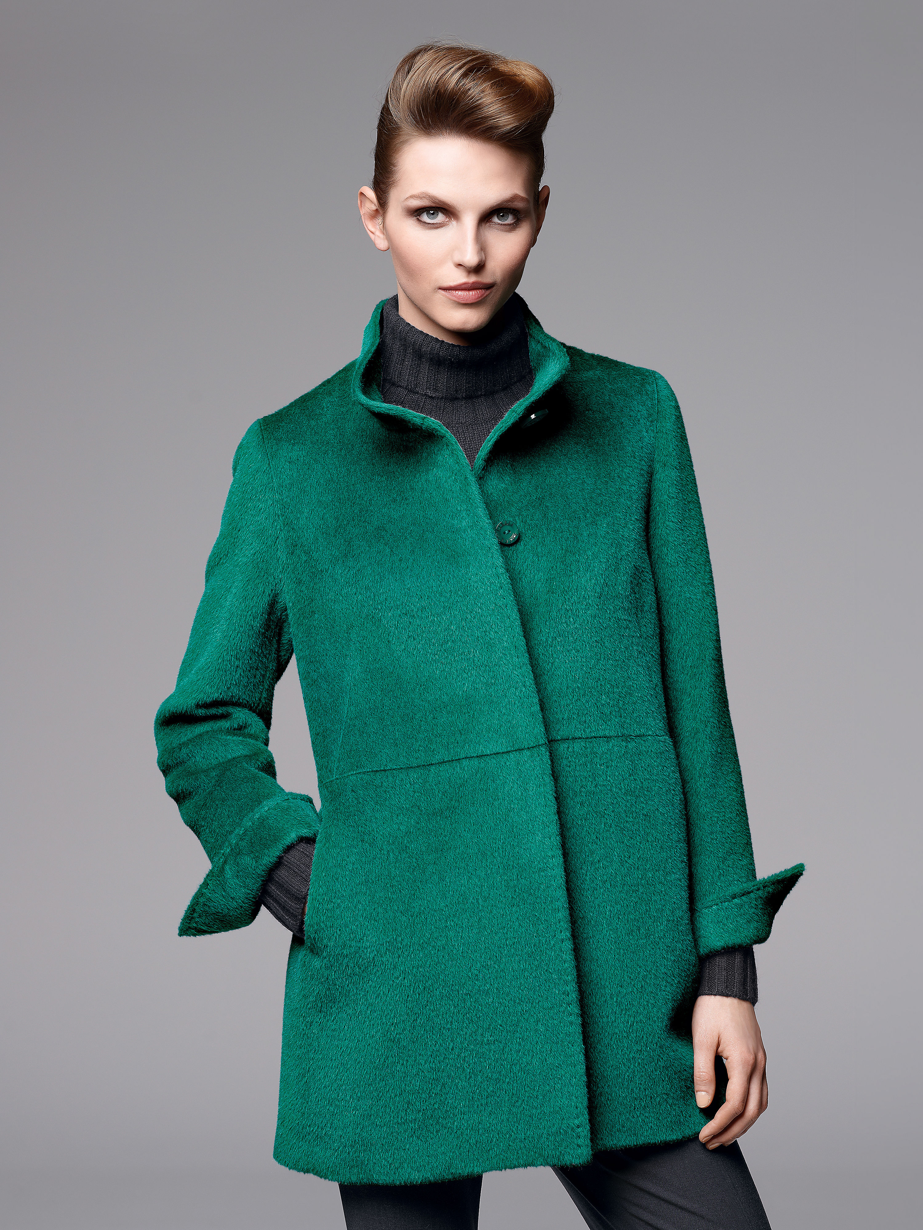 Image of Short coat Cinzia Rocca green