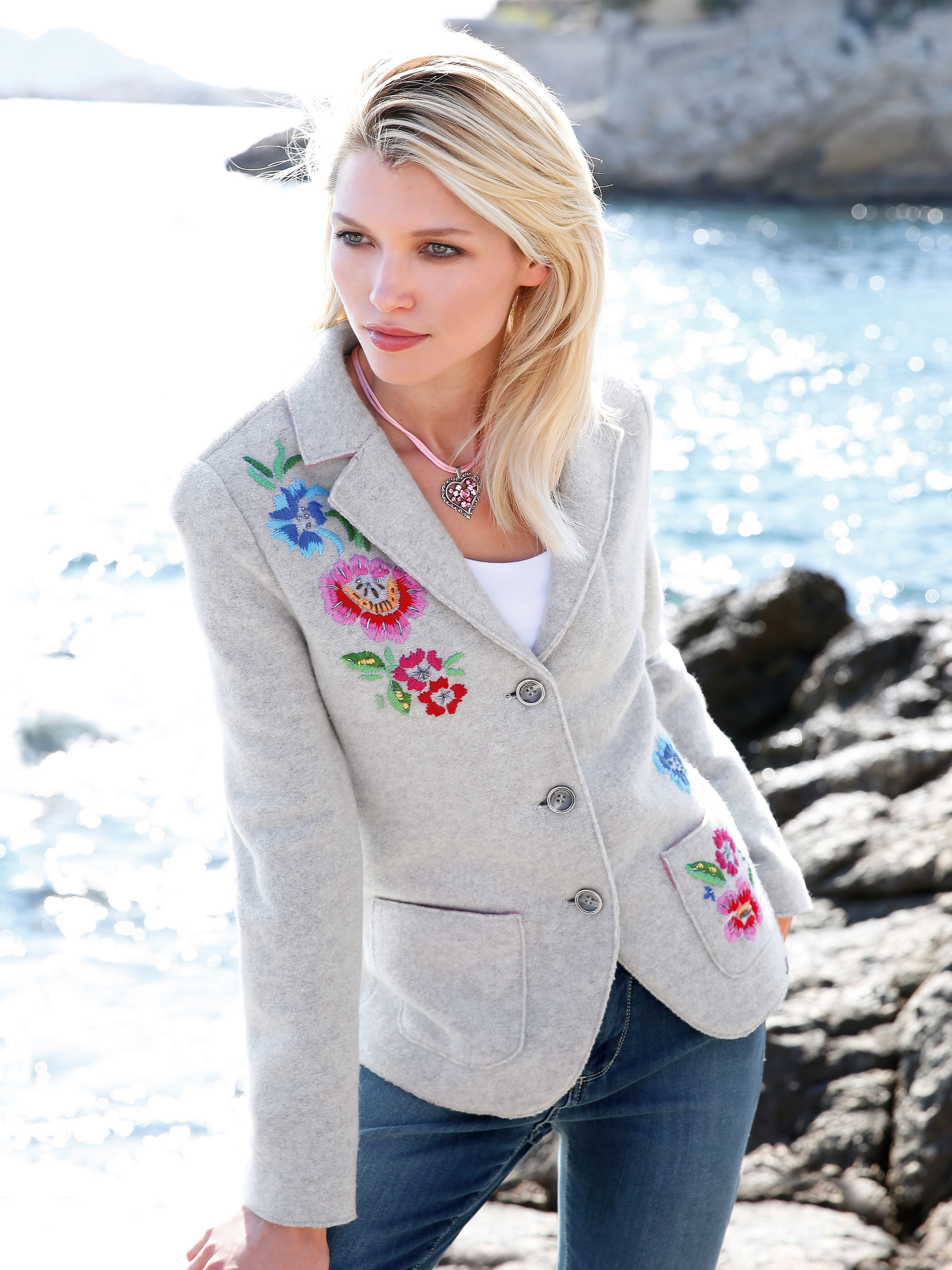 Image of Jacket in 100% new milled wool Giesswein grey