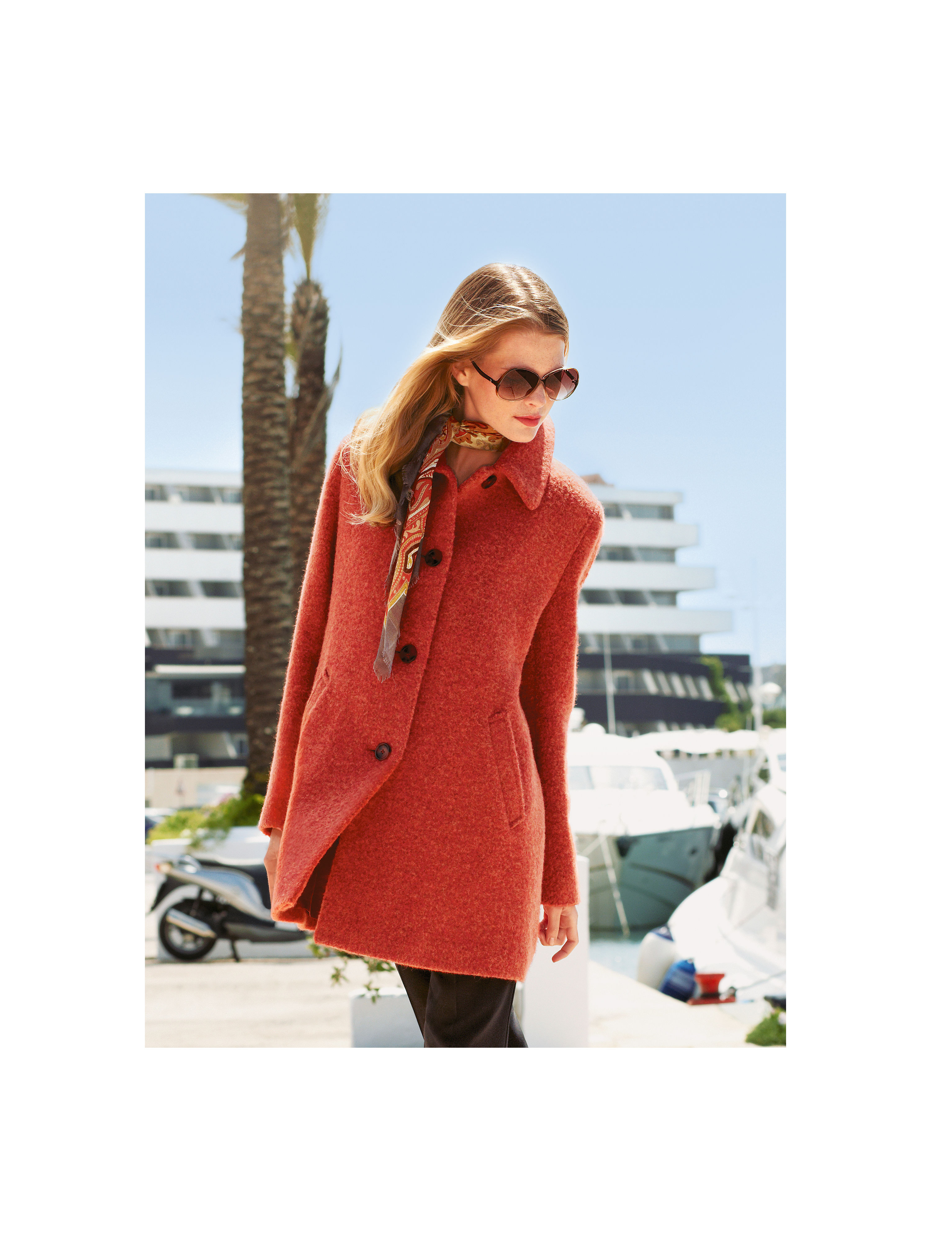 Image of Short coat Peter Hahn red size: 22s