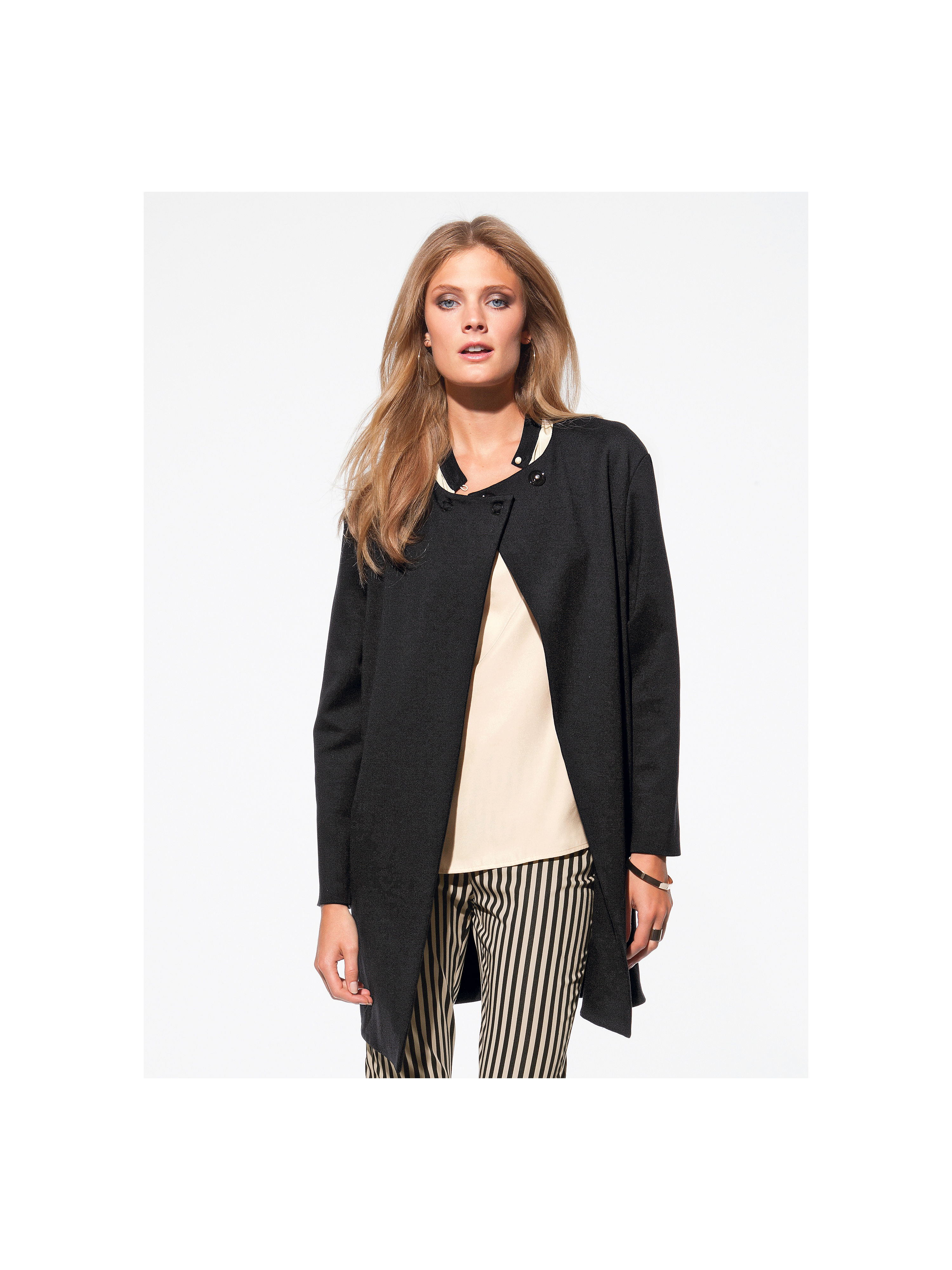 Image of Coat Laurèl black