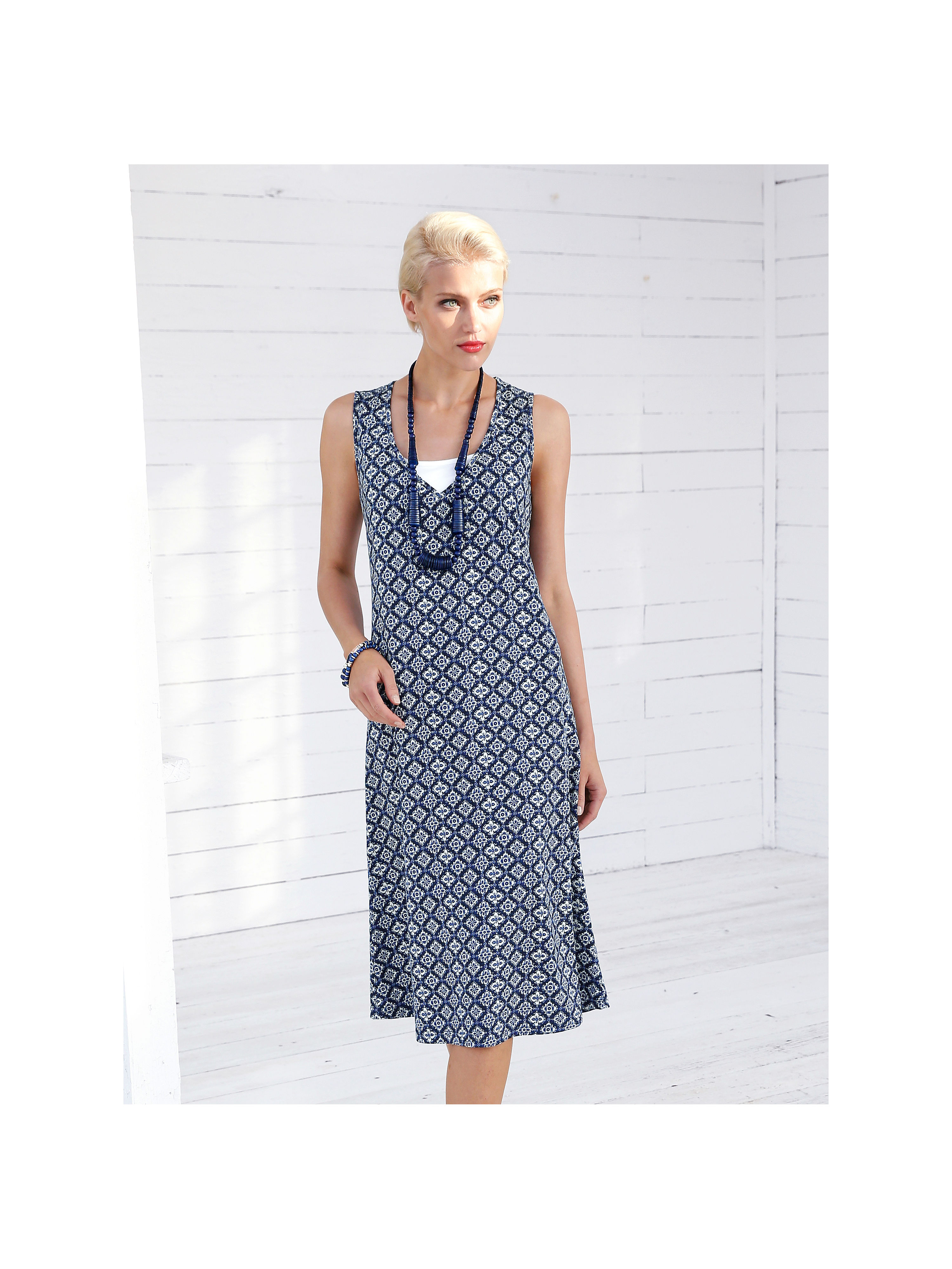 Image of Sleeveless dress Green Cotton blue