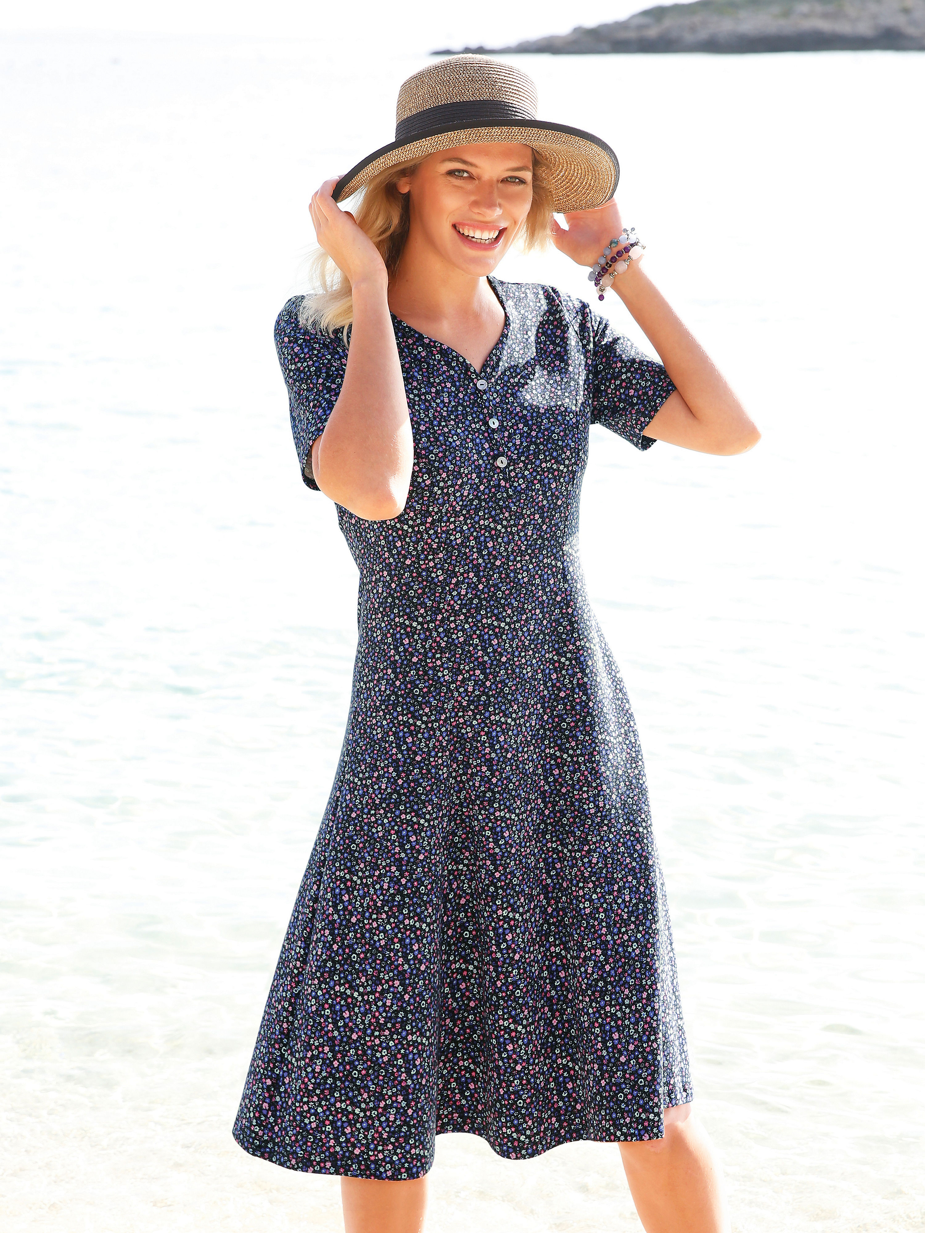 Image of Dress with 1/2-length sleeves Green Cotton multicoloured