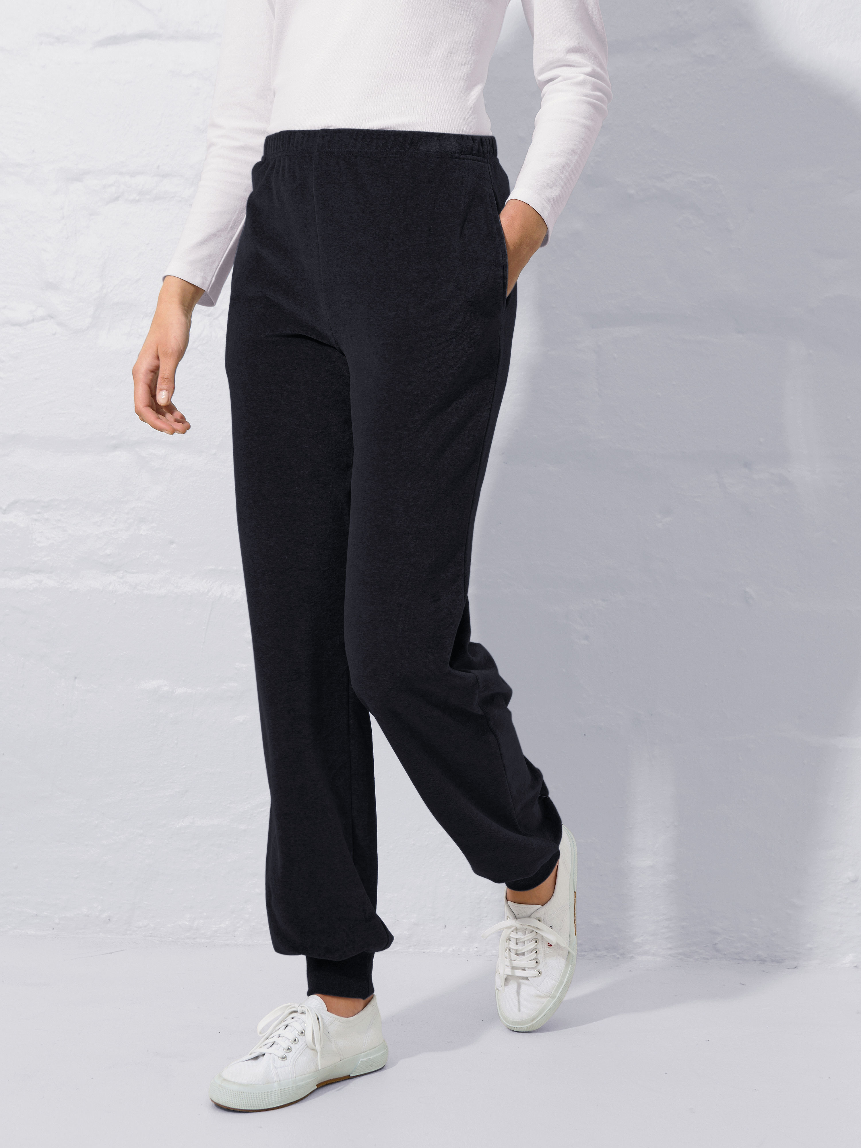 Image of Velour trousers Peter Hahn black