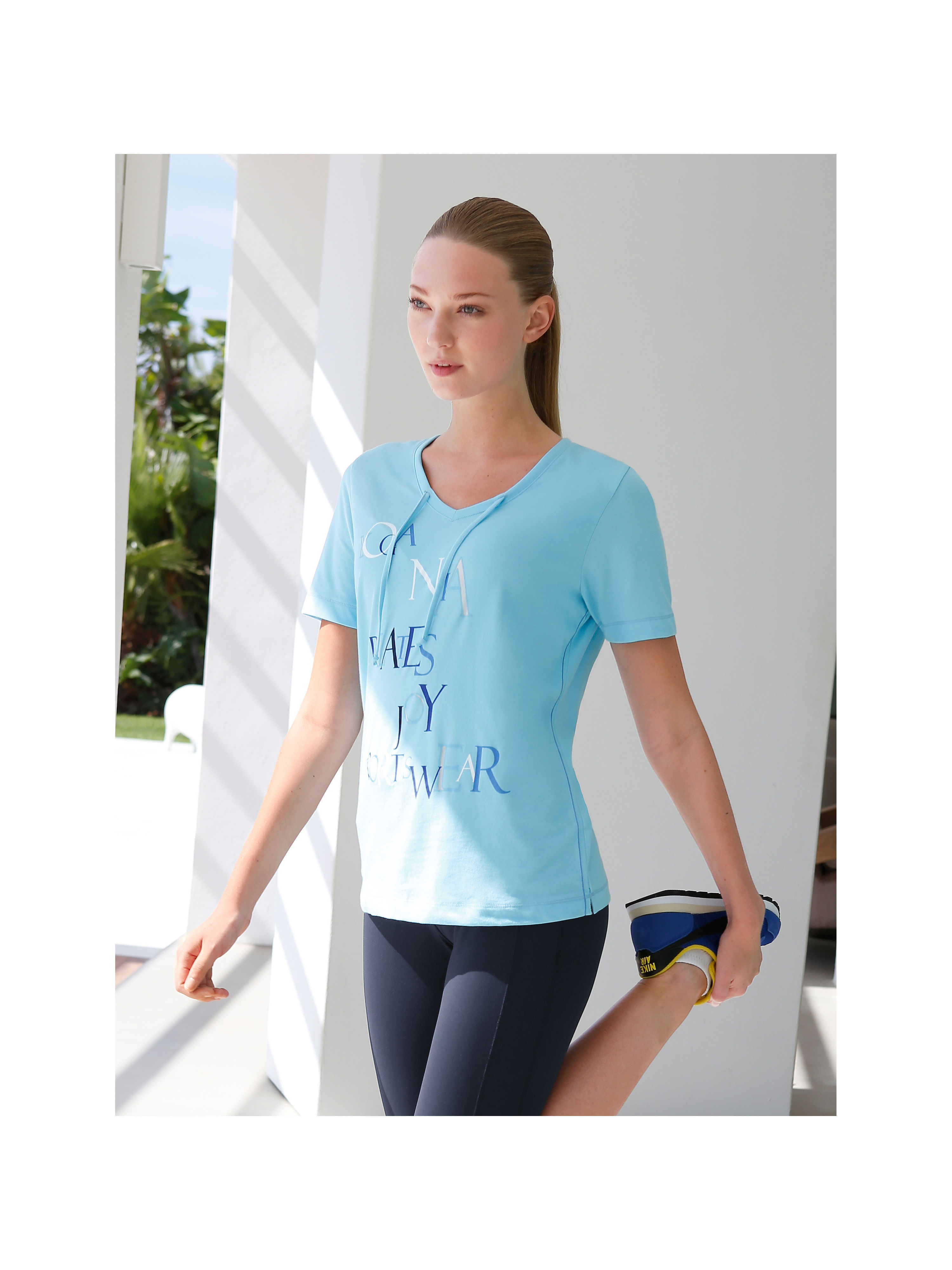 Image of Top with 1/2-length sleeves HALEY Joy turquoise