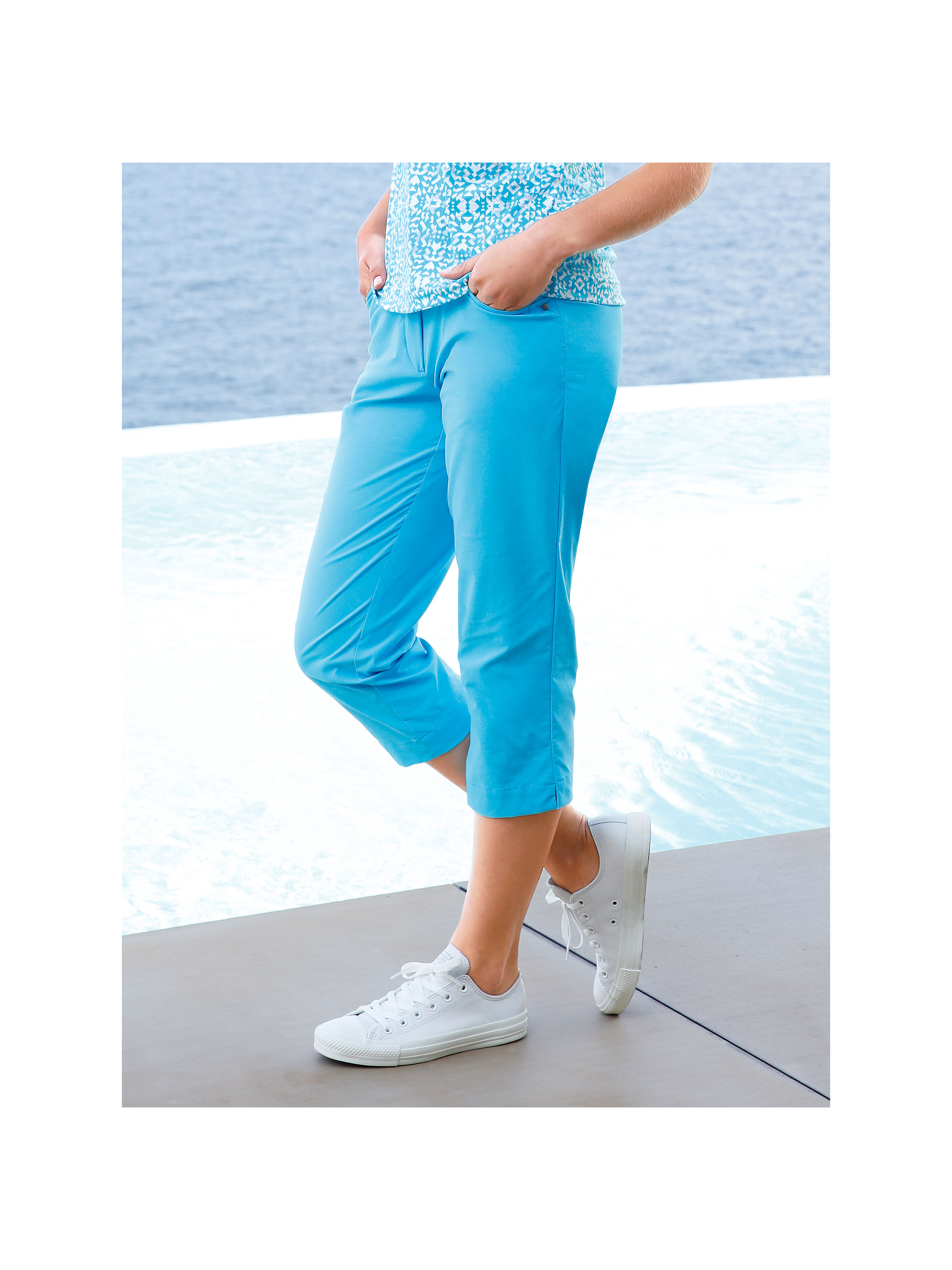 Image of Cropped trousers Canyon turquoise