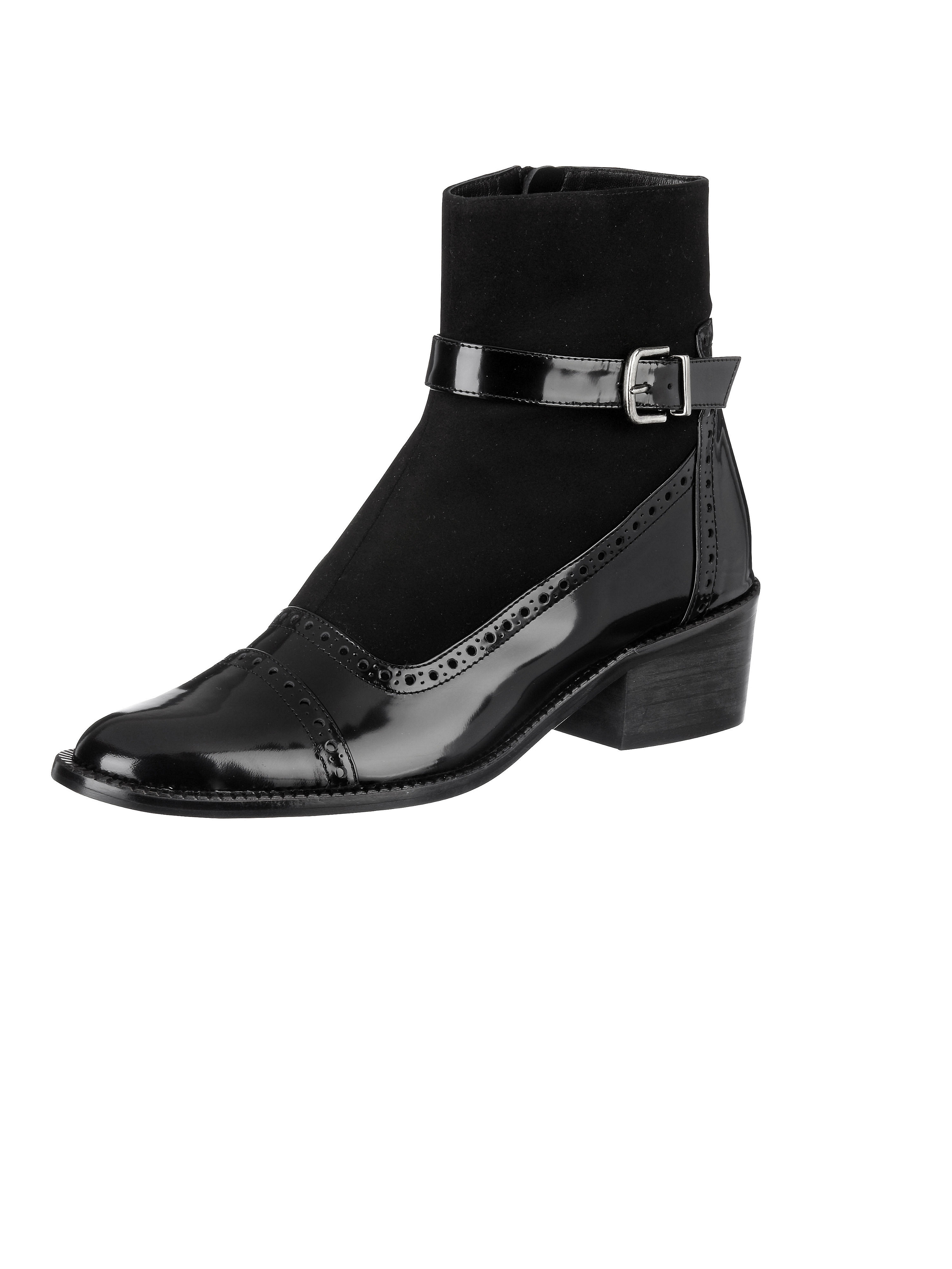 Image of Ankle boots with Budapest perforation detail Uta Raasch black