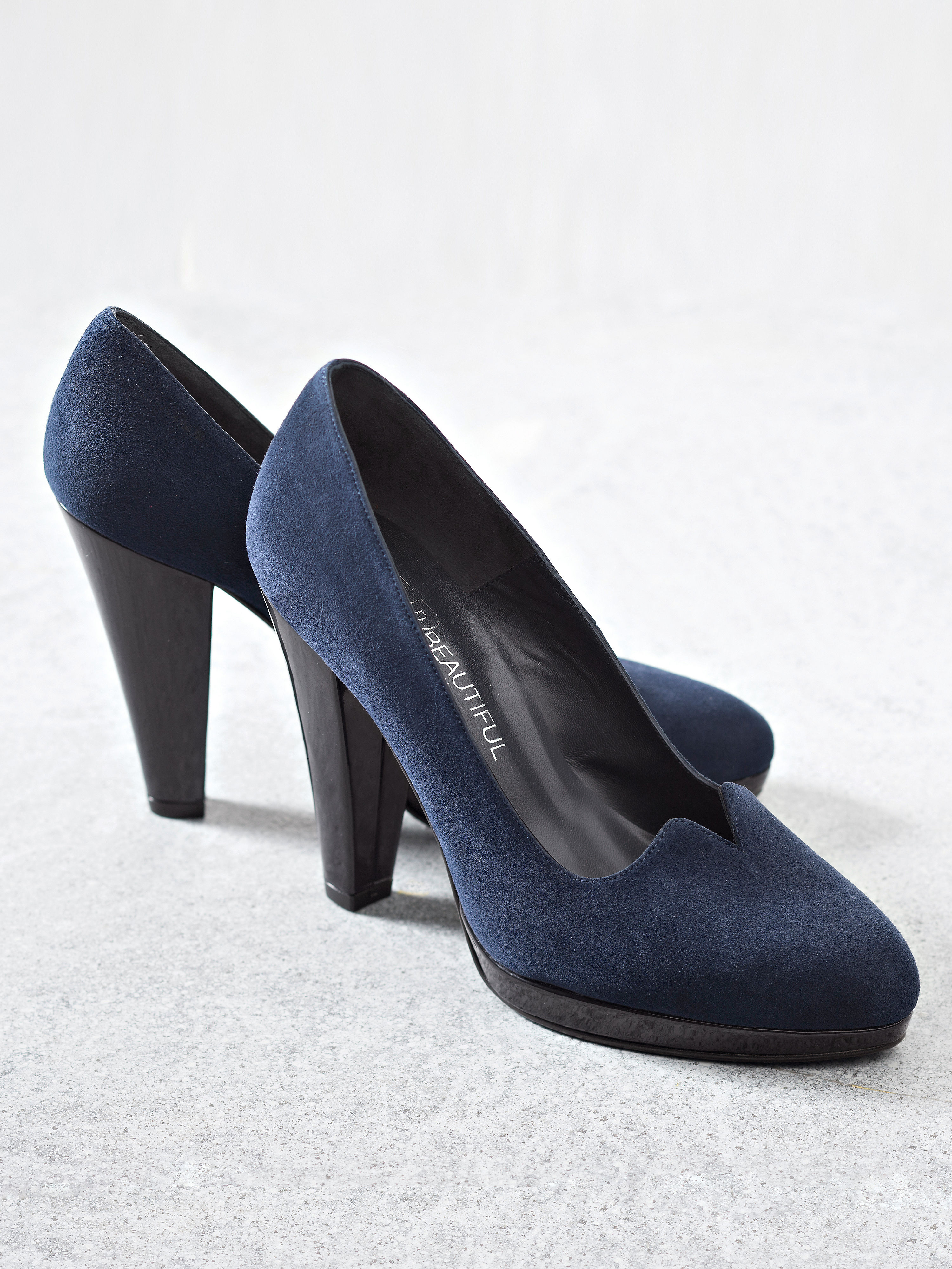 Image of Platform pumps made from kidskin suede Uta Raasch blue