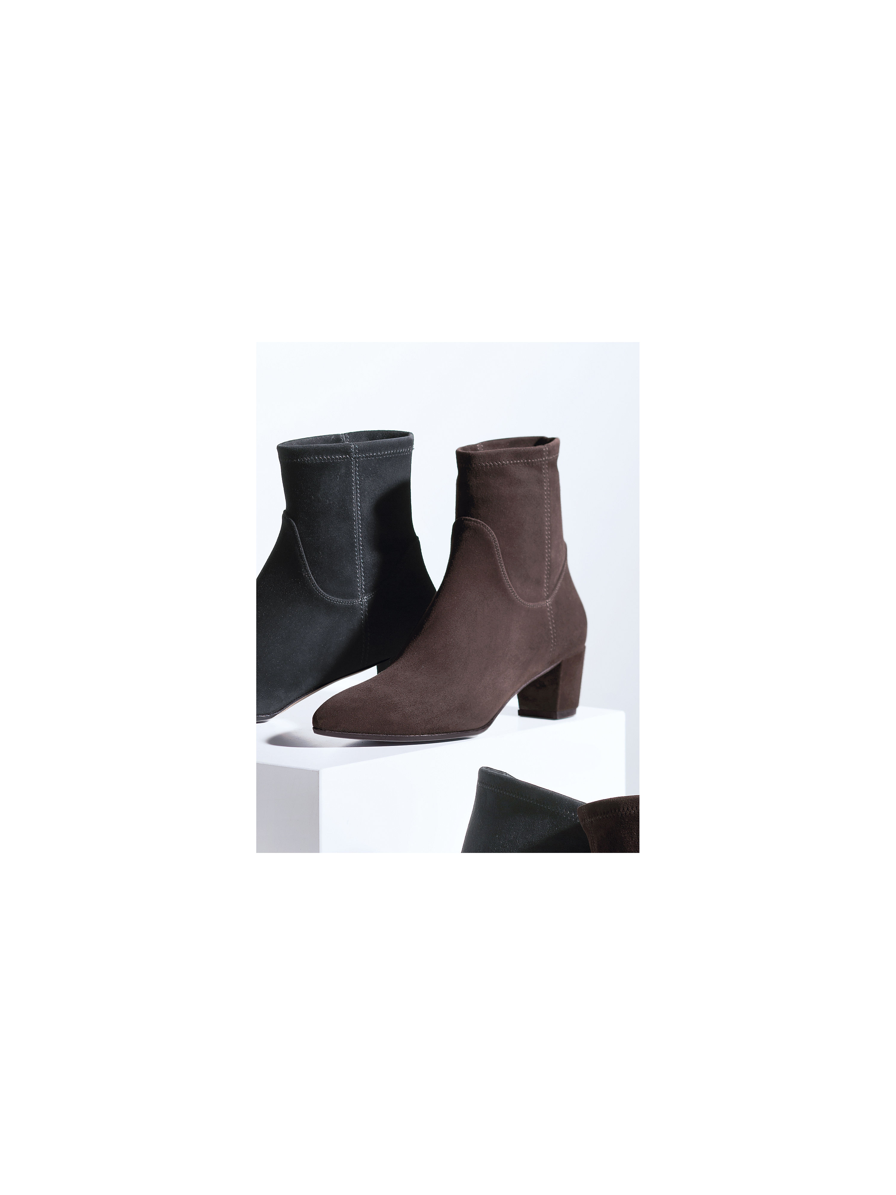 Image of Slip-on ankle boots UNÜTZER brown size: 37