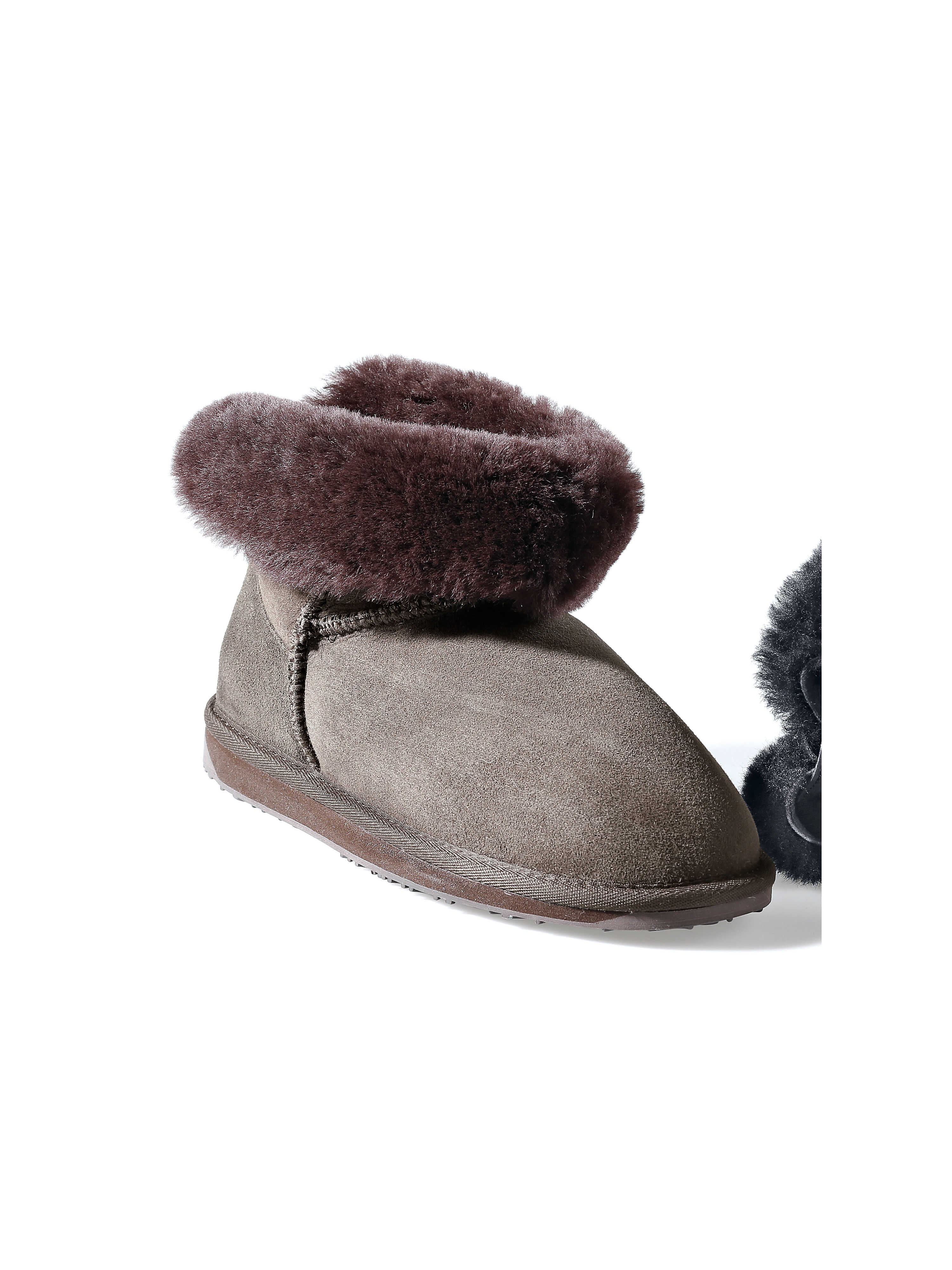 Image of Short slip-on ankle boots Emu brown