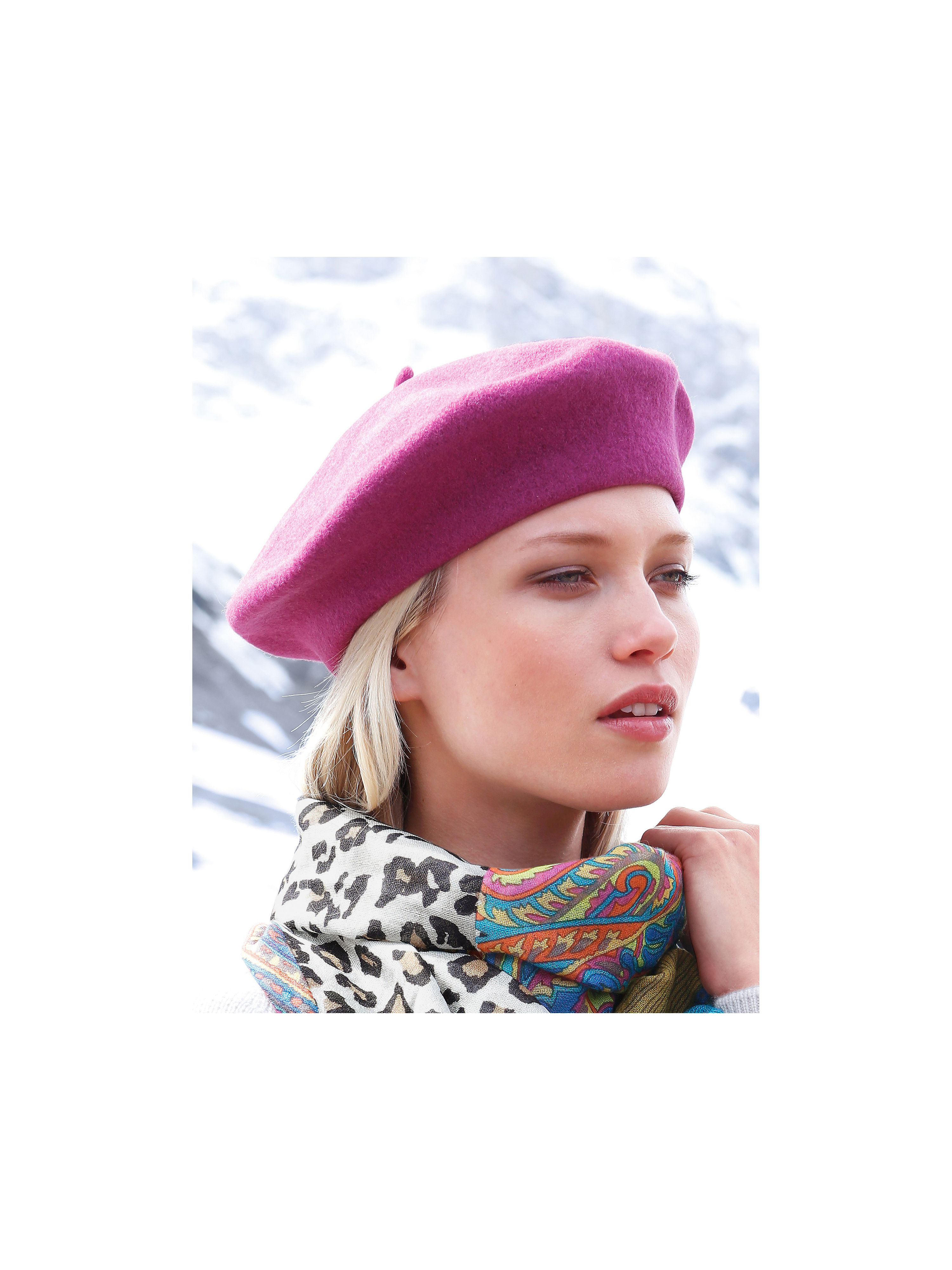 Image of Beret Seeberger bright pink