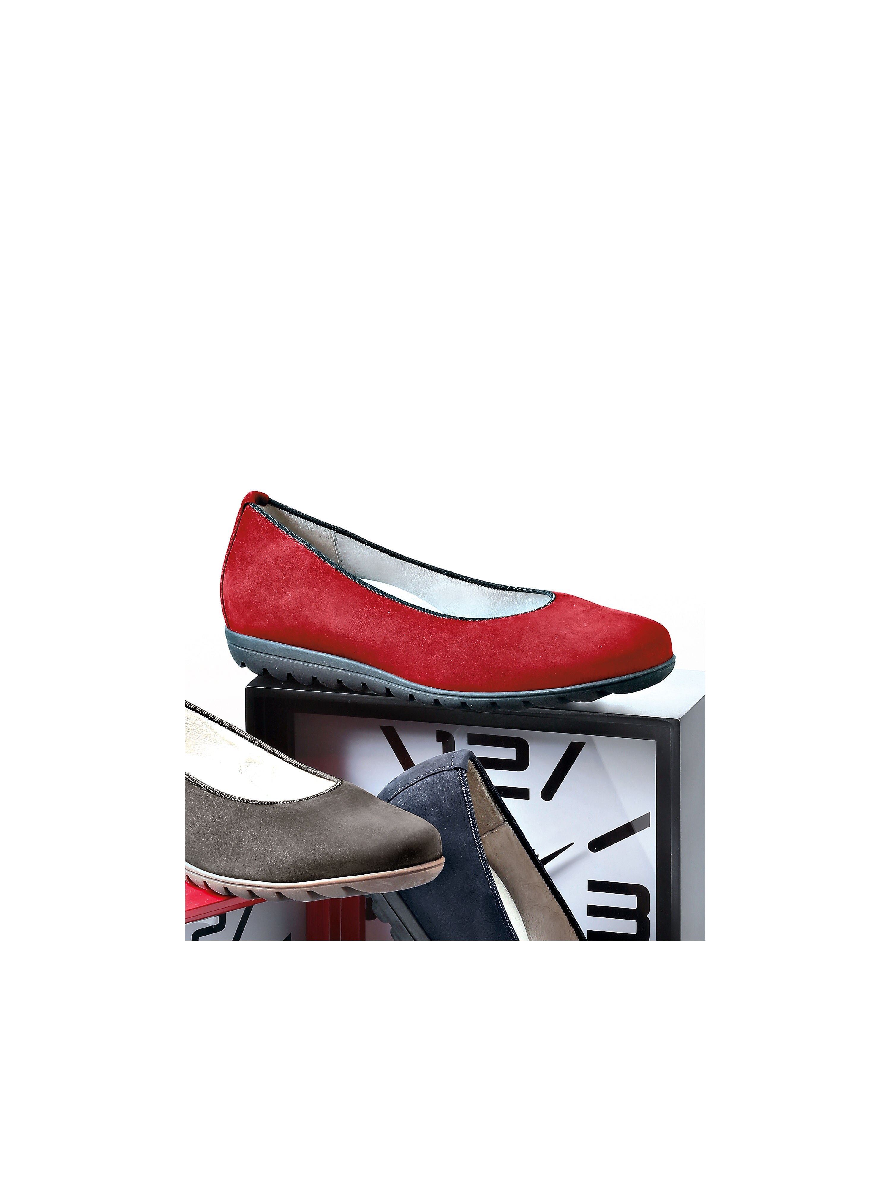 Image of Classic cowskin nubuck ballerina pumps Waldläufer red