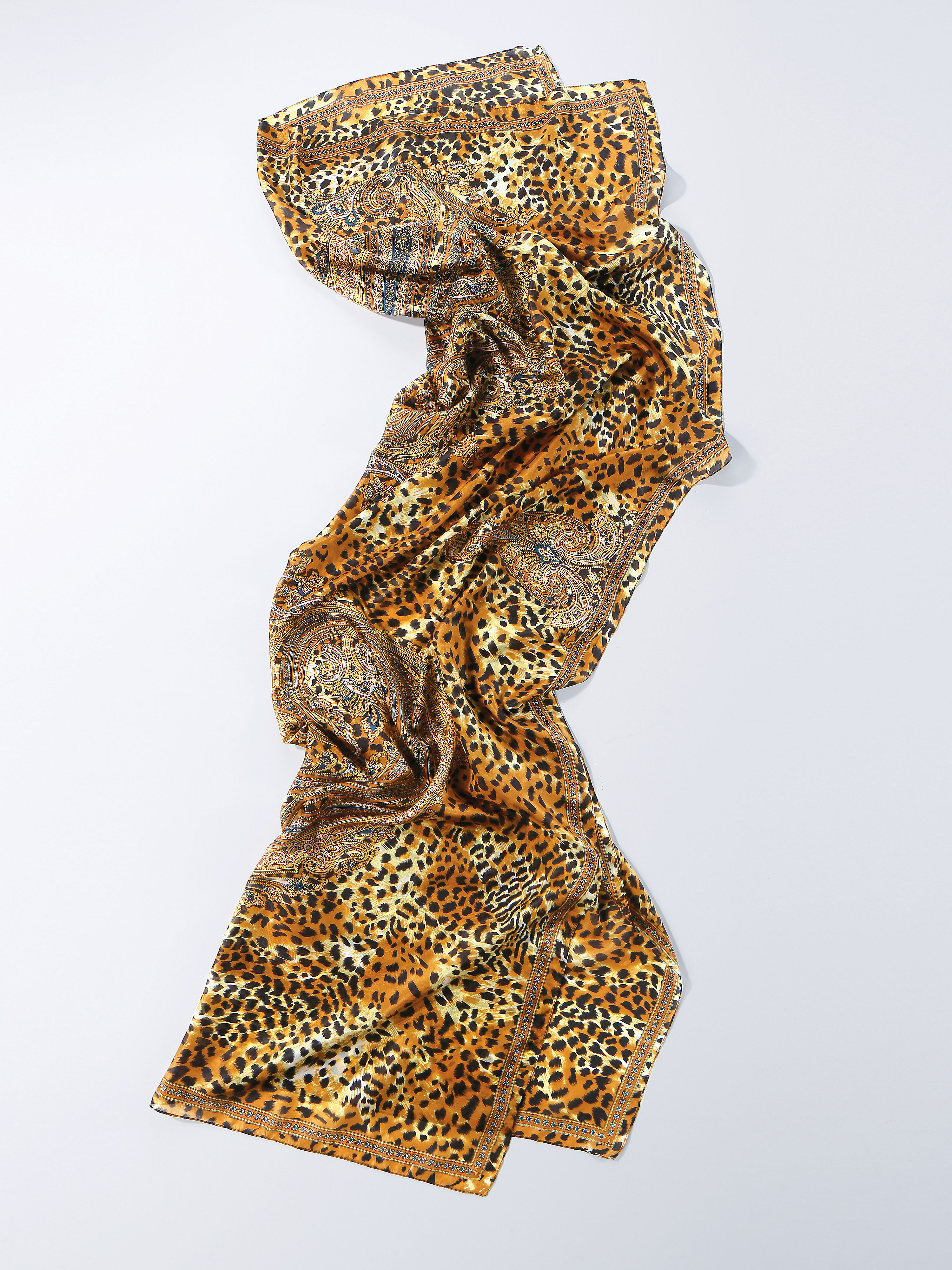 Image of Scarf in 100% silk Anna Aura brown