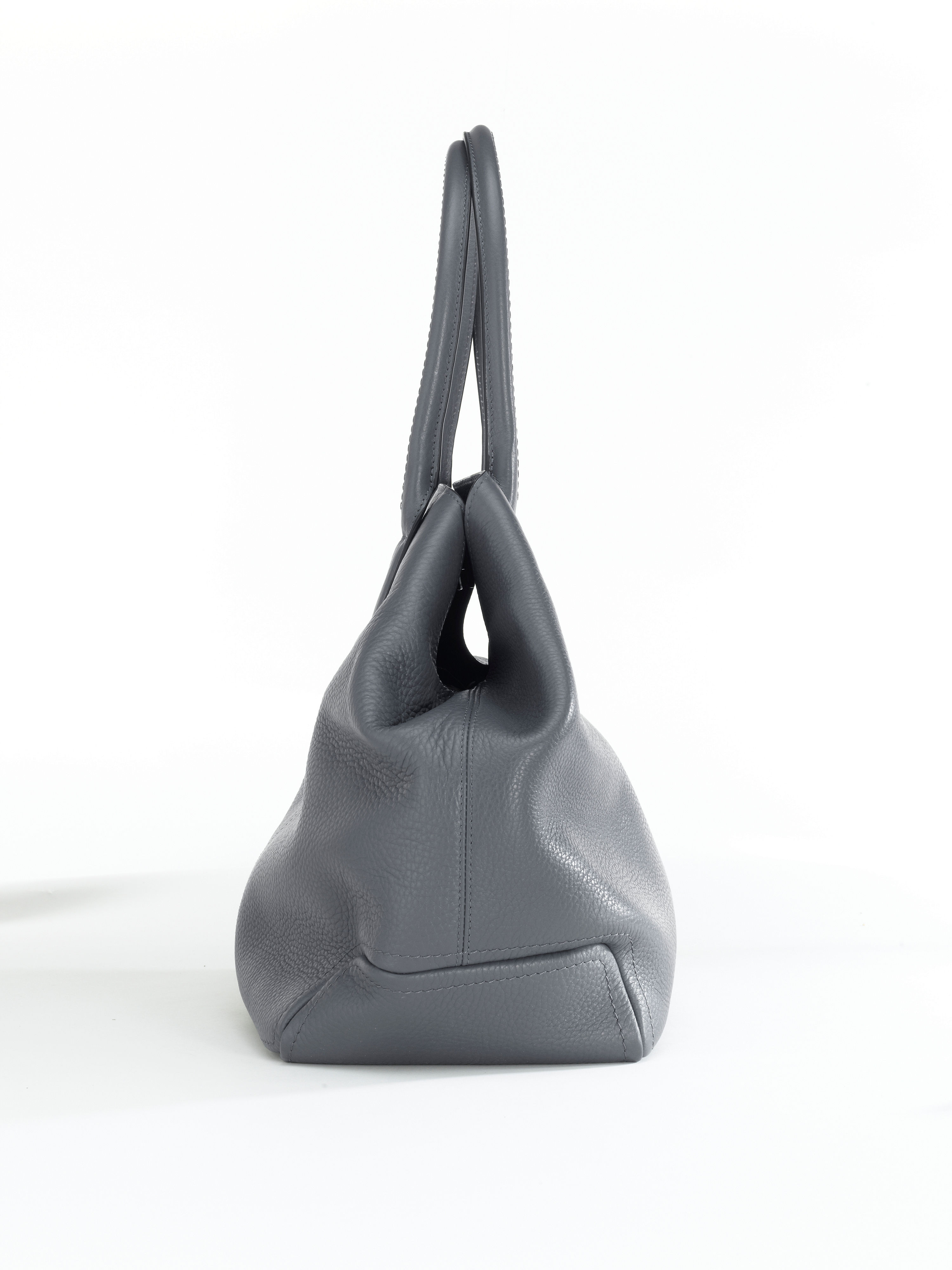 Image of Fantasy Daliah nappa leather bag Bogner grey