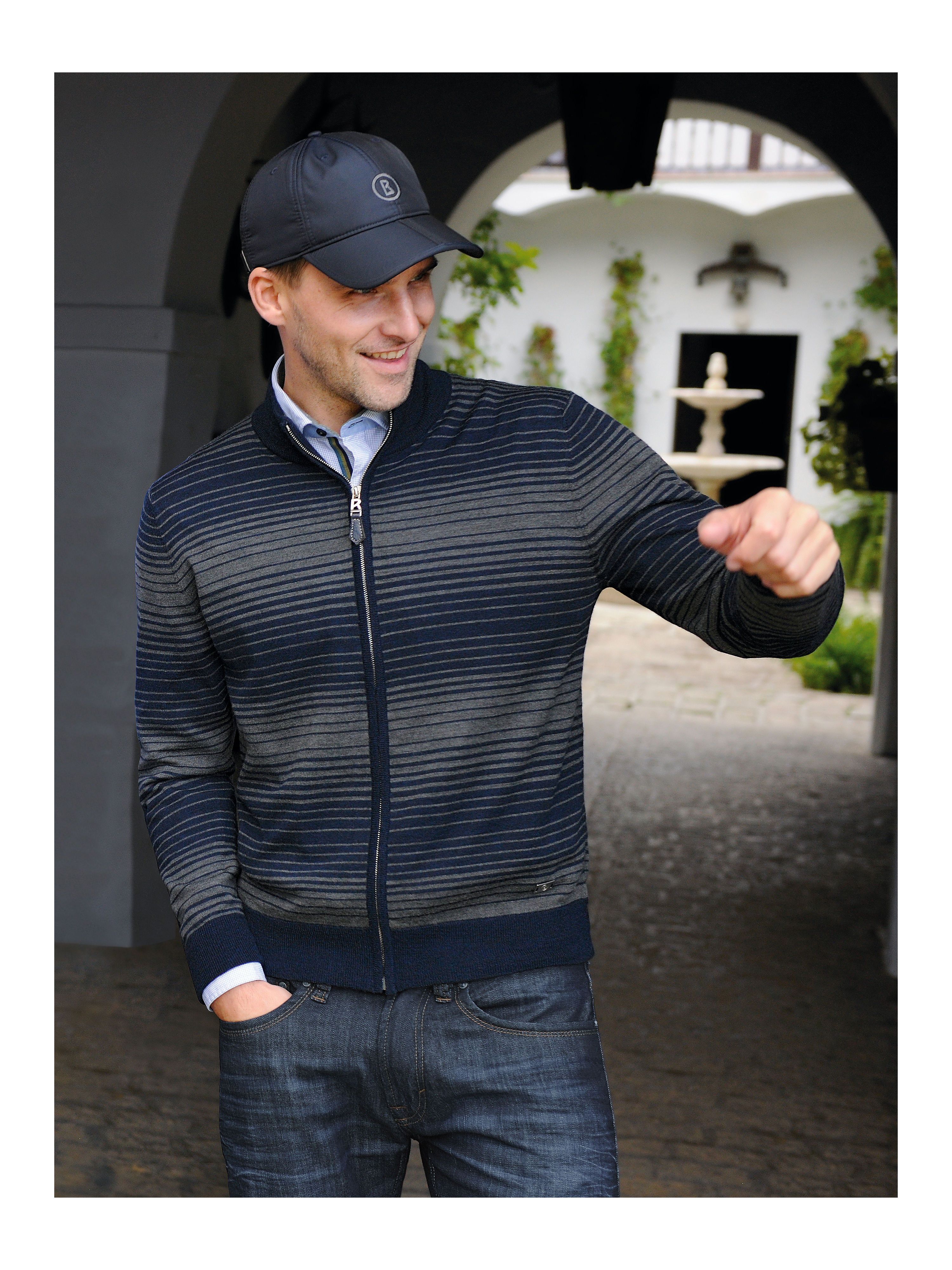 Image of Premium cardigan Bogner blue