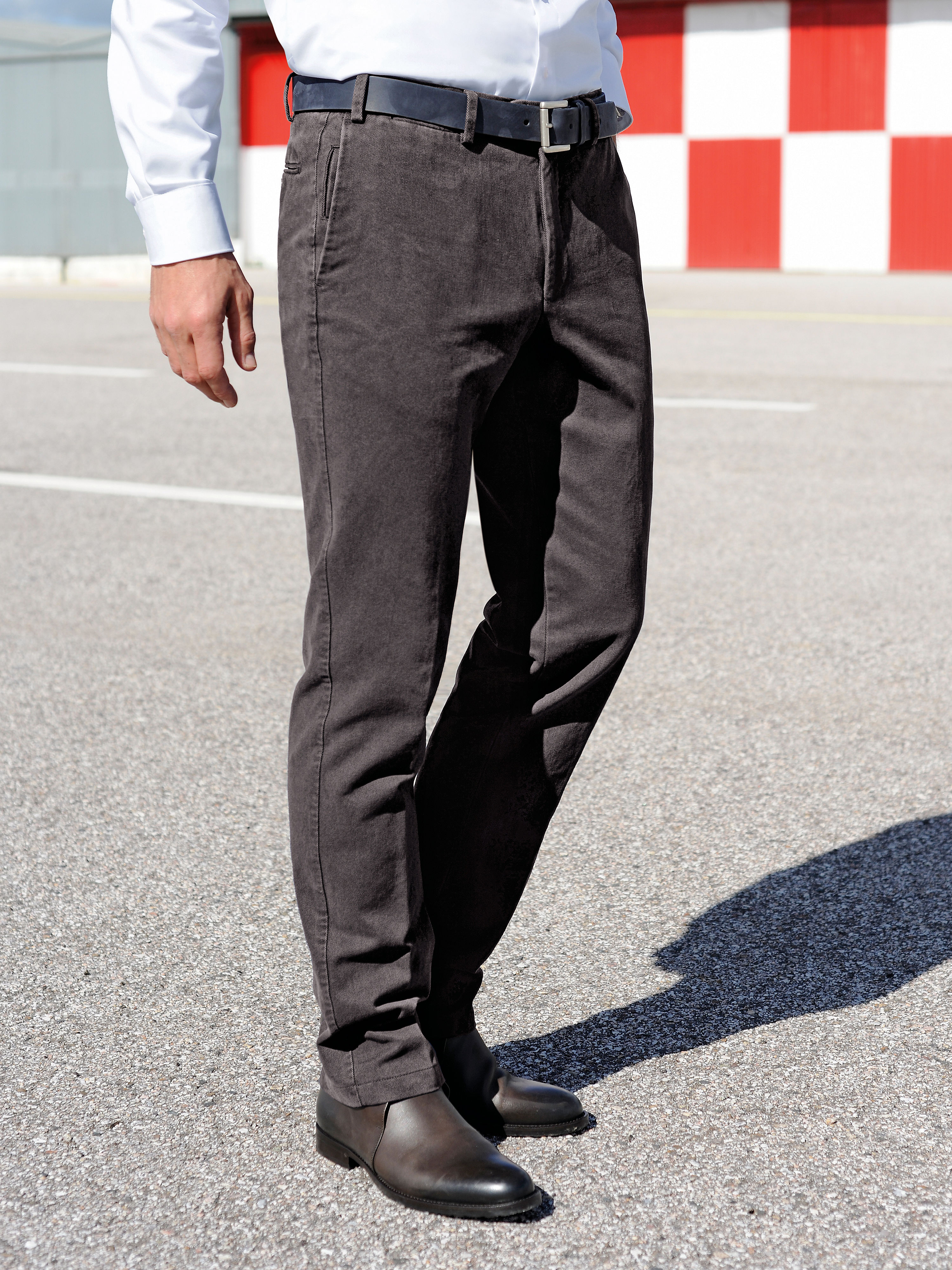 Image of Trousers HILTL brown