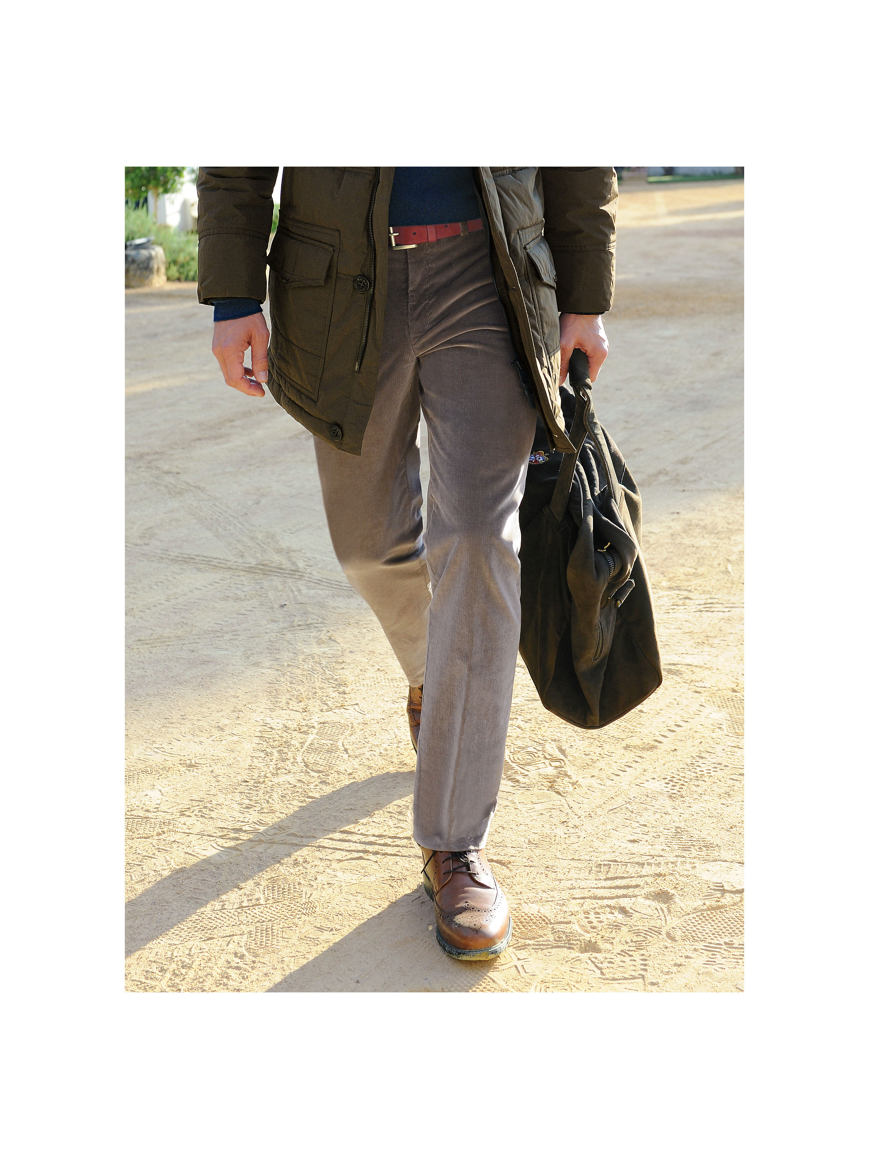 Image of Fine corduroy trousers HILTL beige