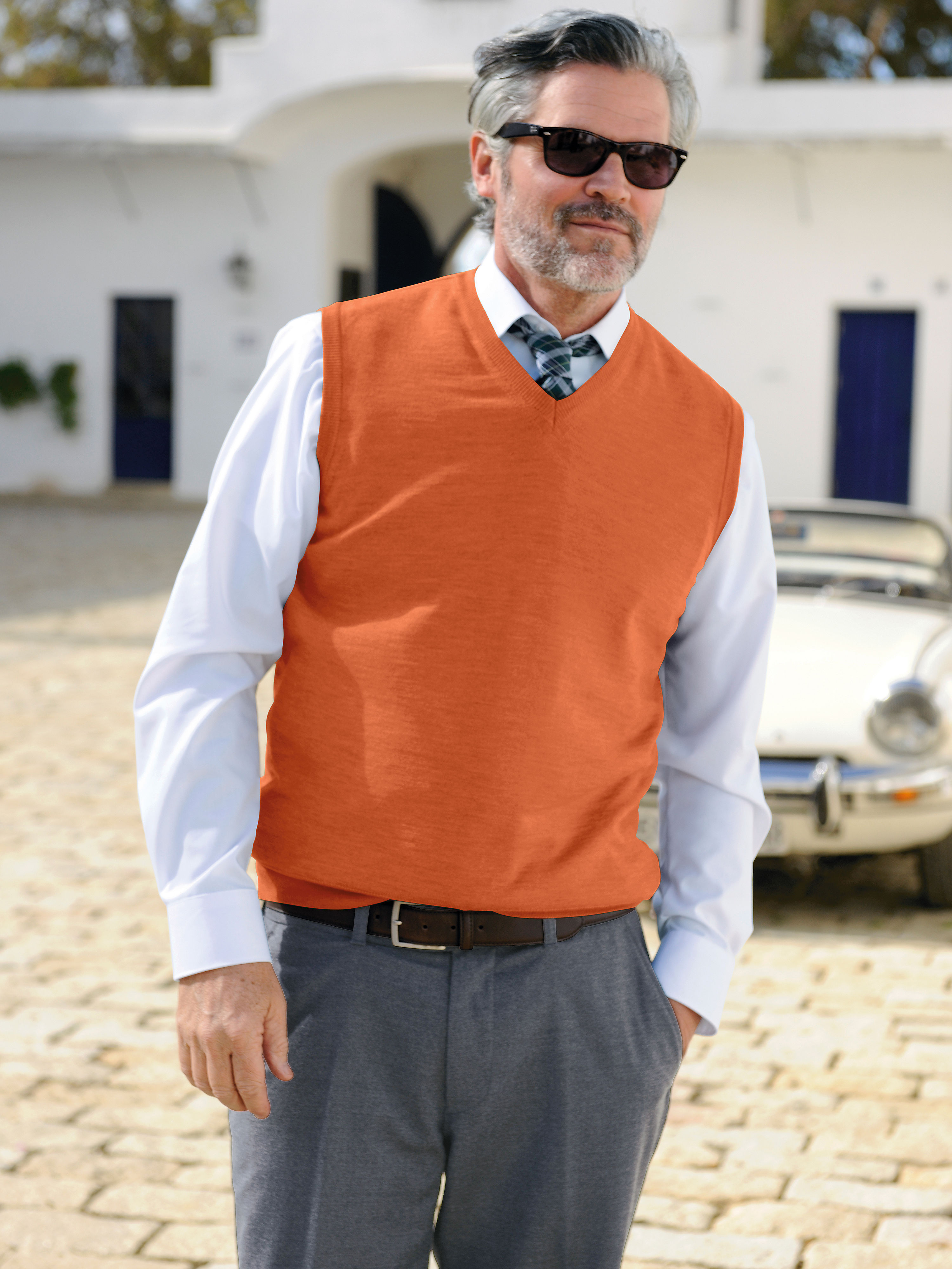 Image of Tank top in 100% new milled wool Peter Hahn orange