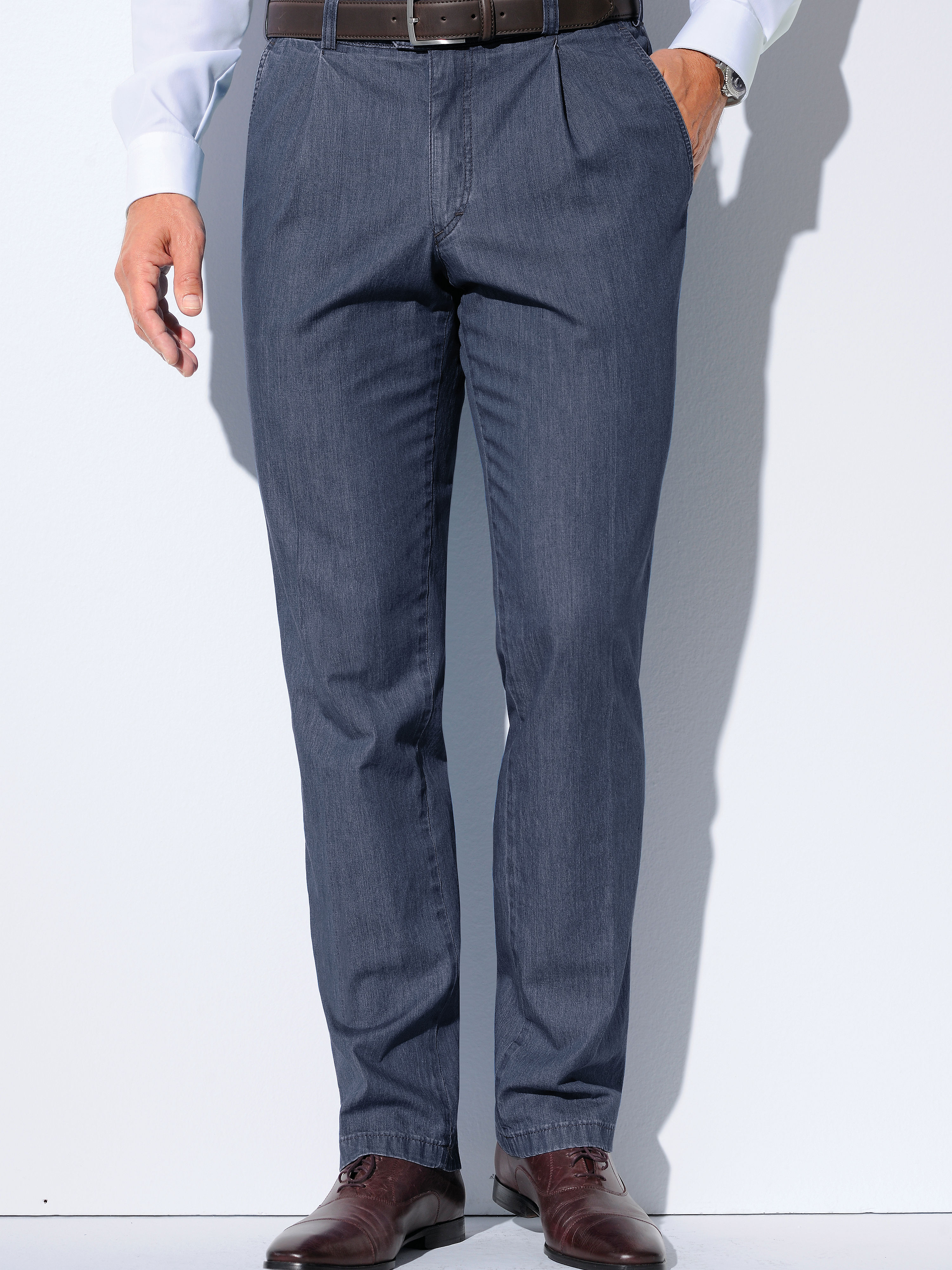 Image of Waist pleat jeans Eurex by Brax denim