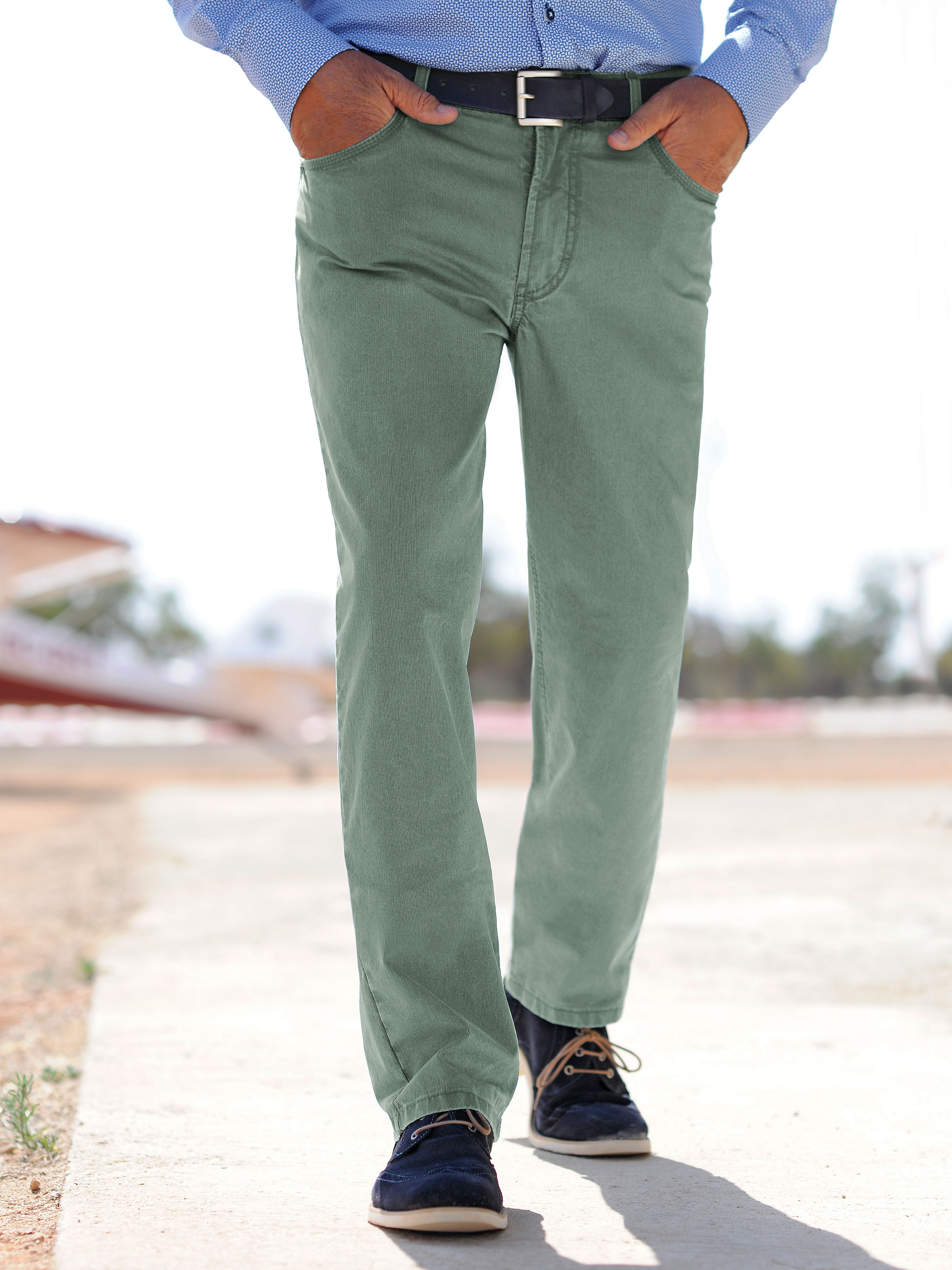 Image of Trousers Brax Feel Good green size: 36s