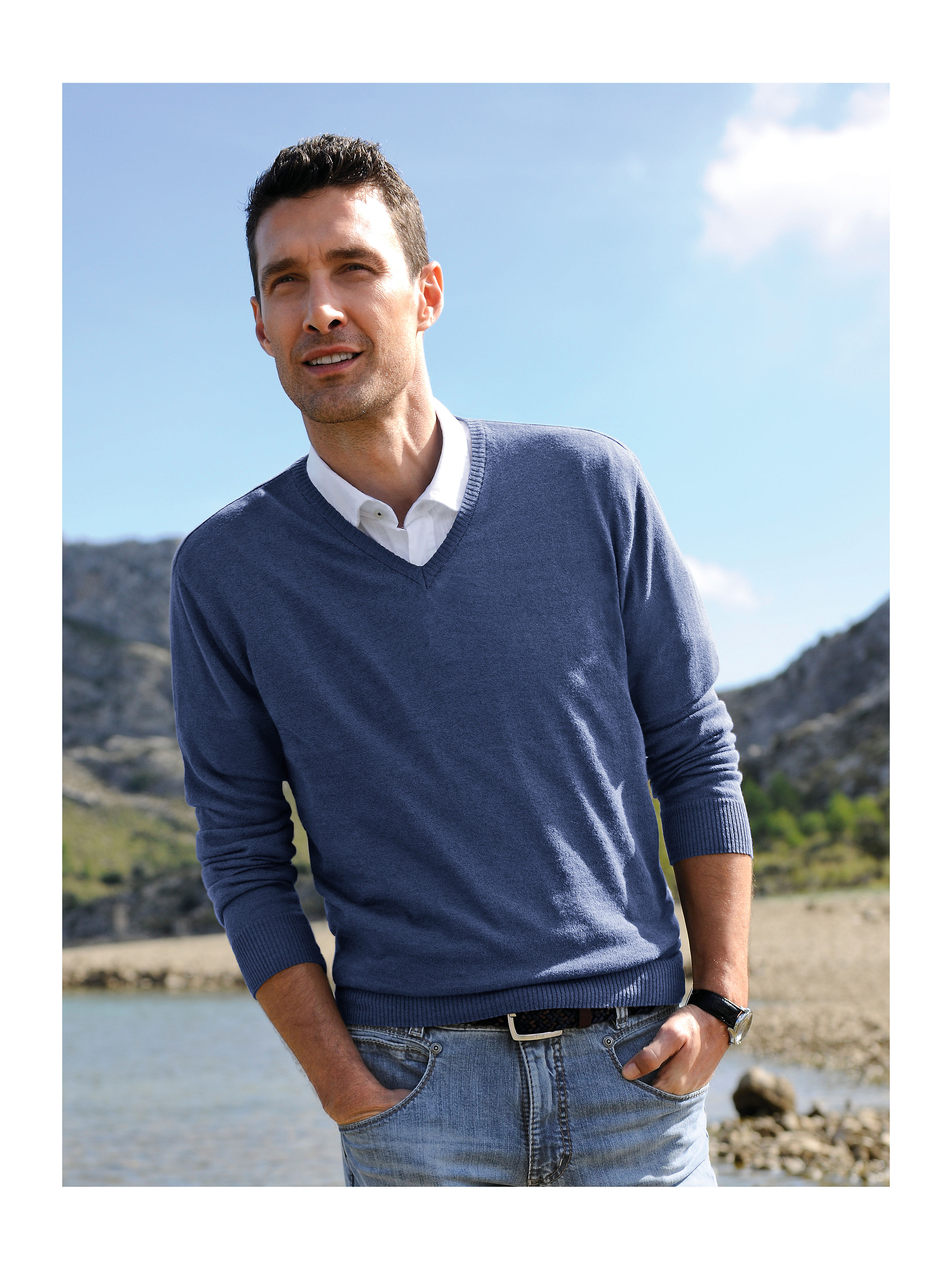 Image of V neck pullover Peter Hahn blue size: 38