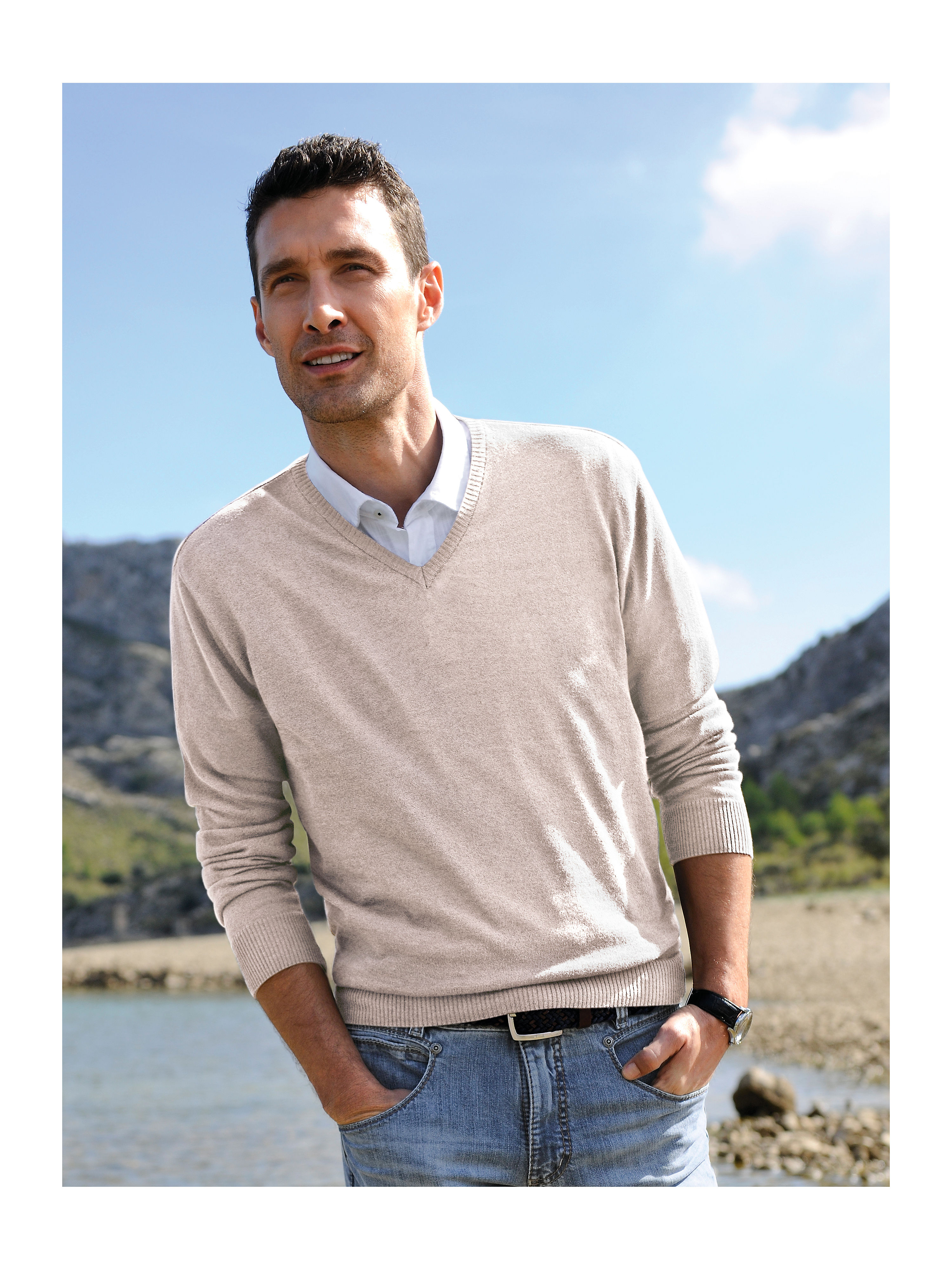 Image of V neck pullover Peter Hahn beige