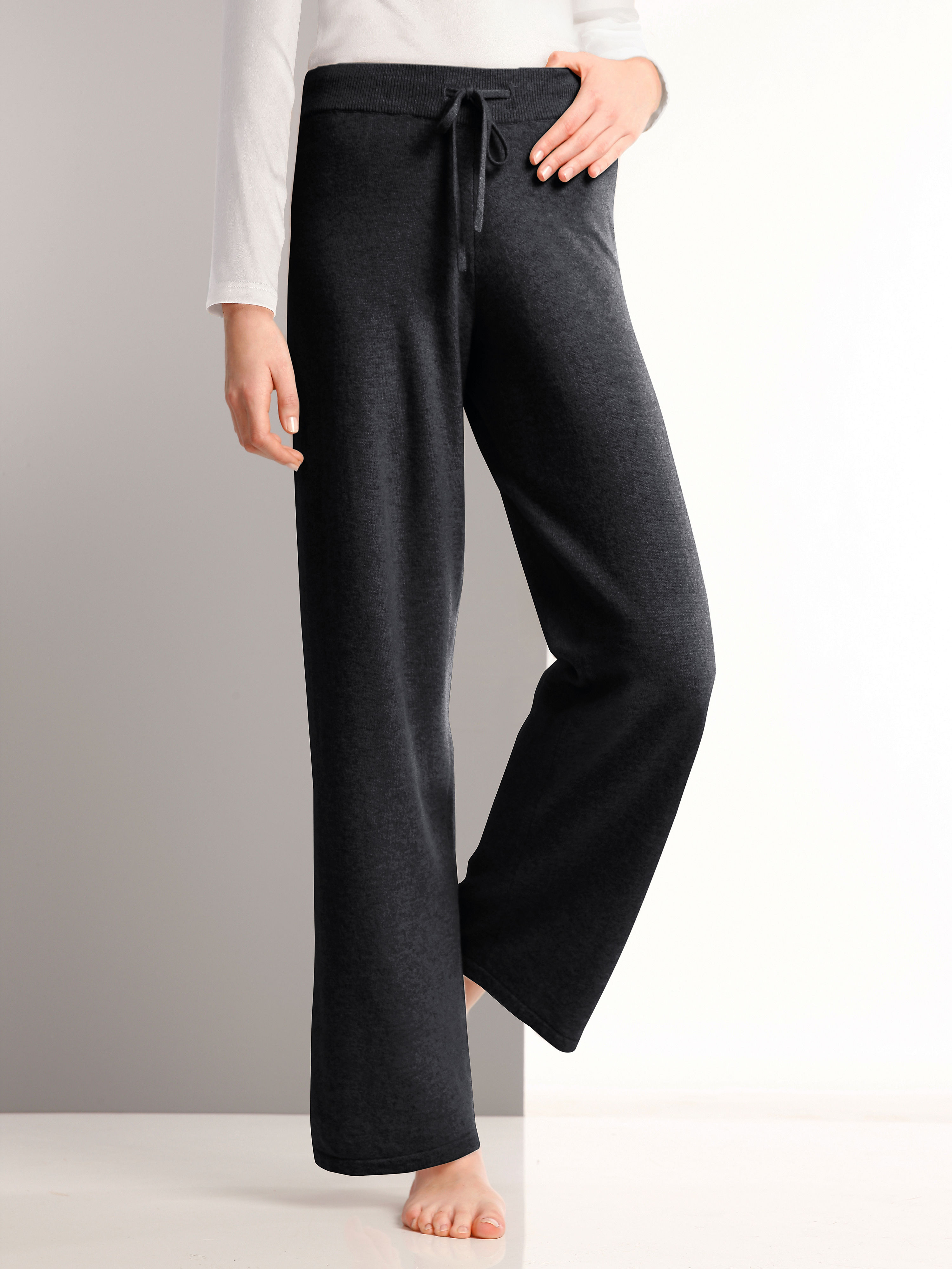 Image of Trousers cashmere black