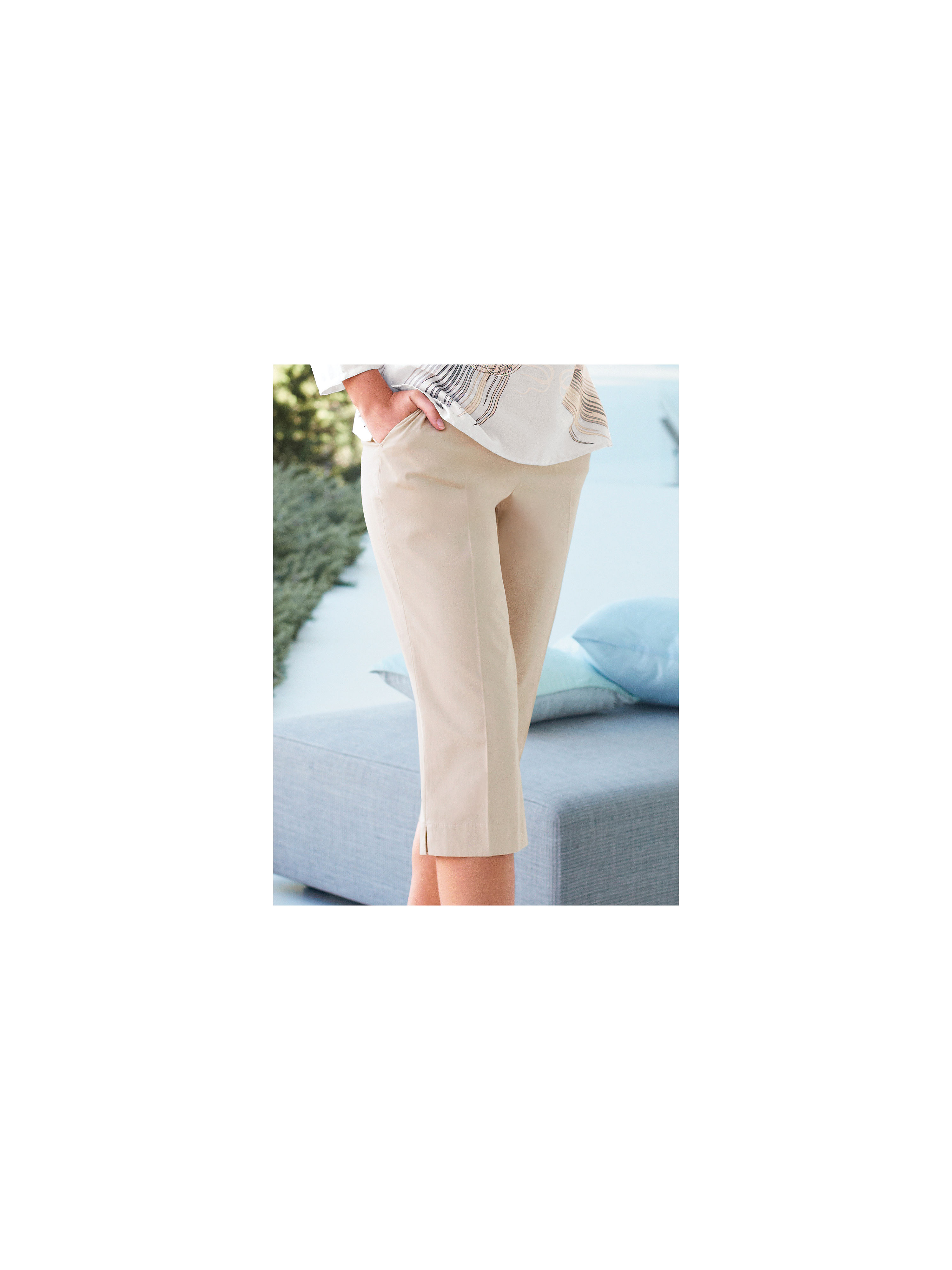 Image of Cropped trousers Peter Hahn beige size: 10