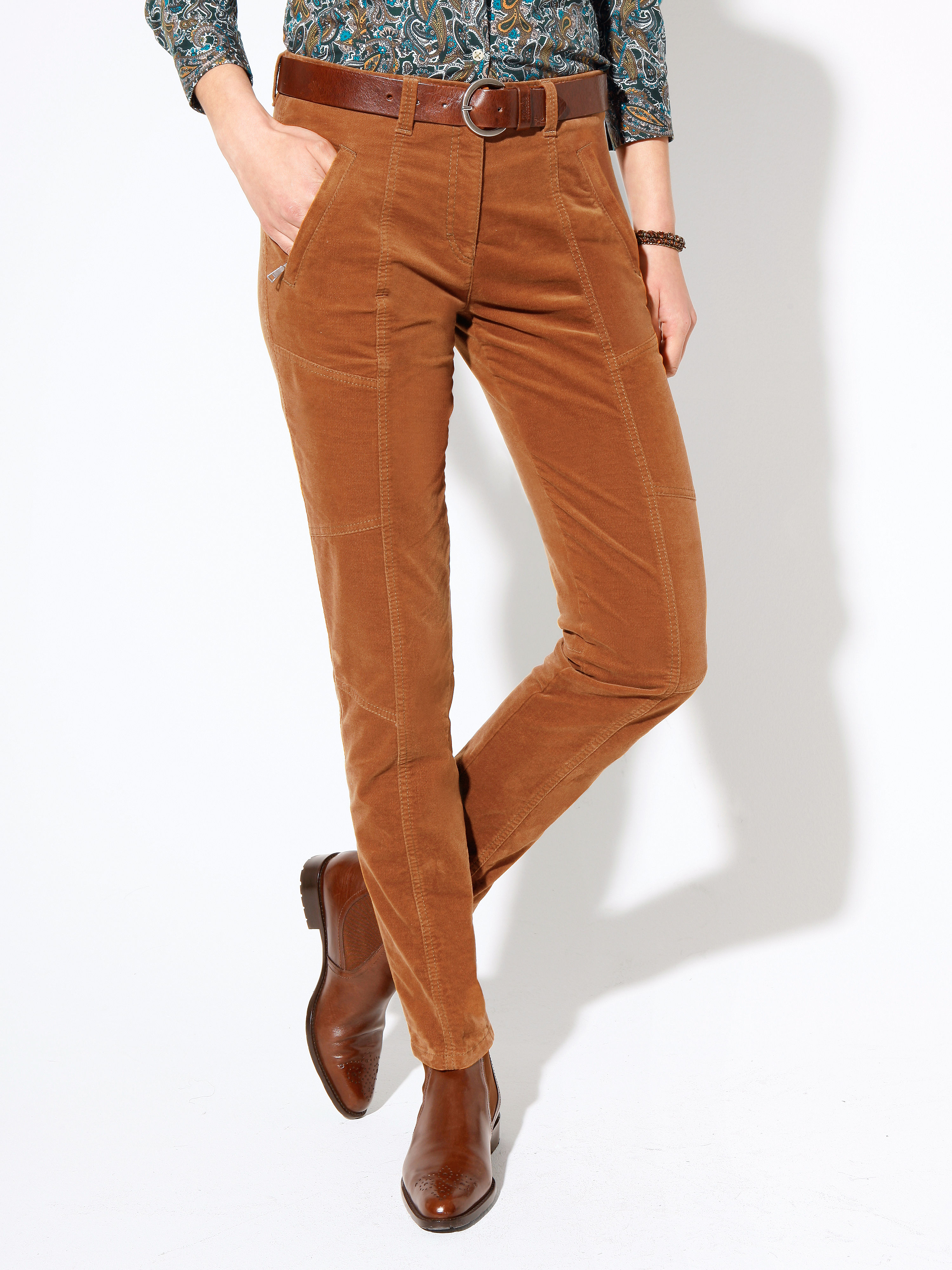 Image of Modern Fit sporty velvet trousers MOVIE Brax Feel Good brown