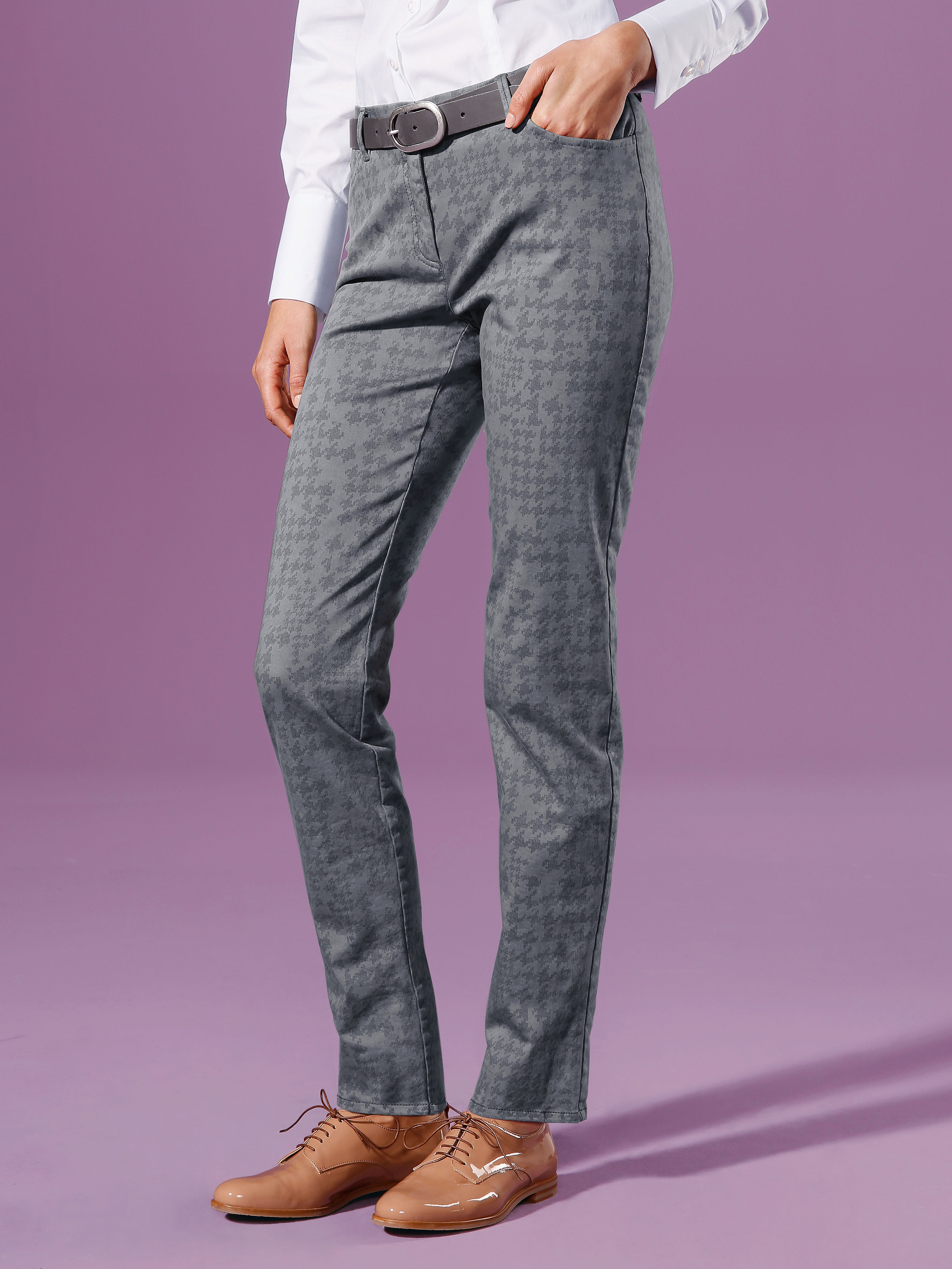 Image of Trousers Vanilia grey size: 12s