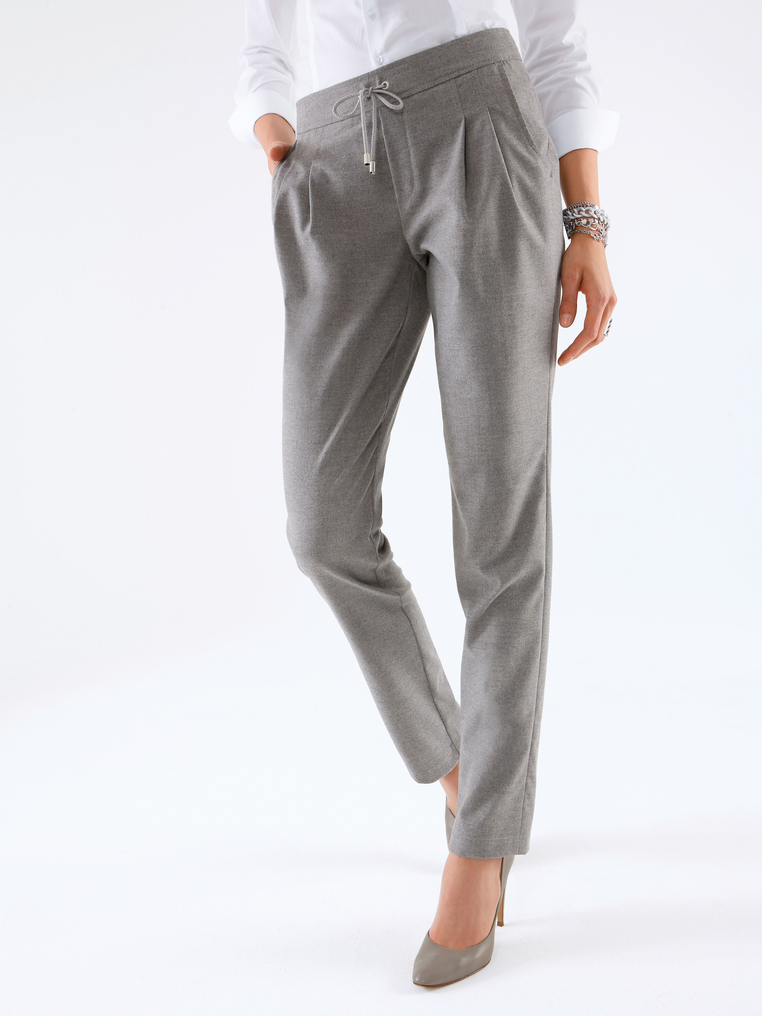 Image of Pleated trousers Peter Hahn beige