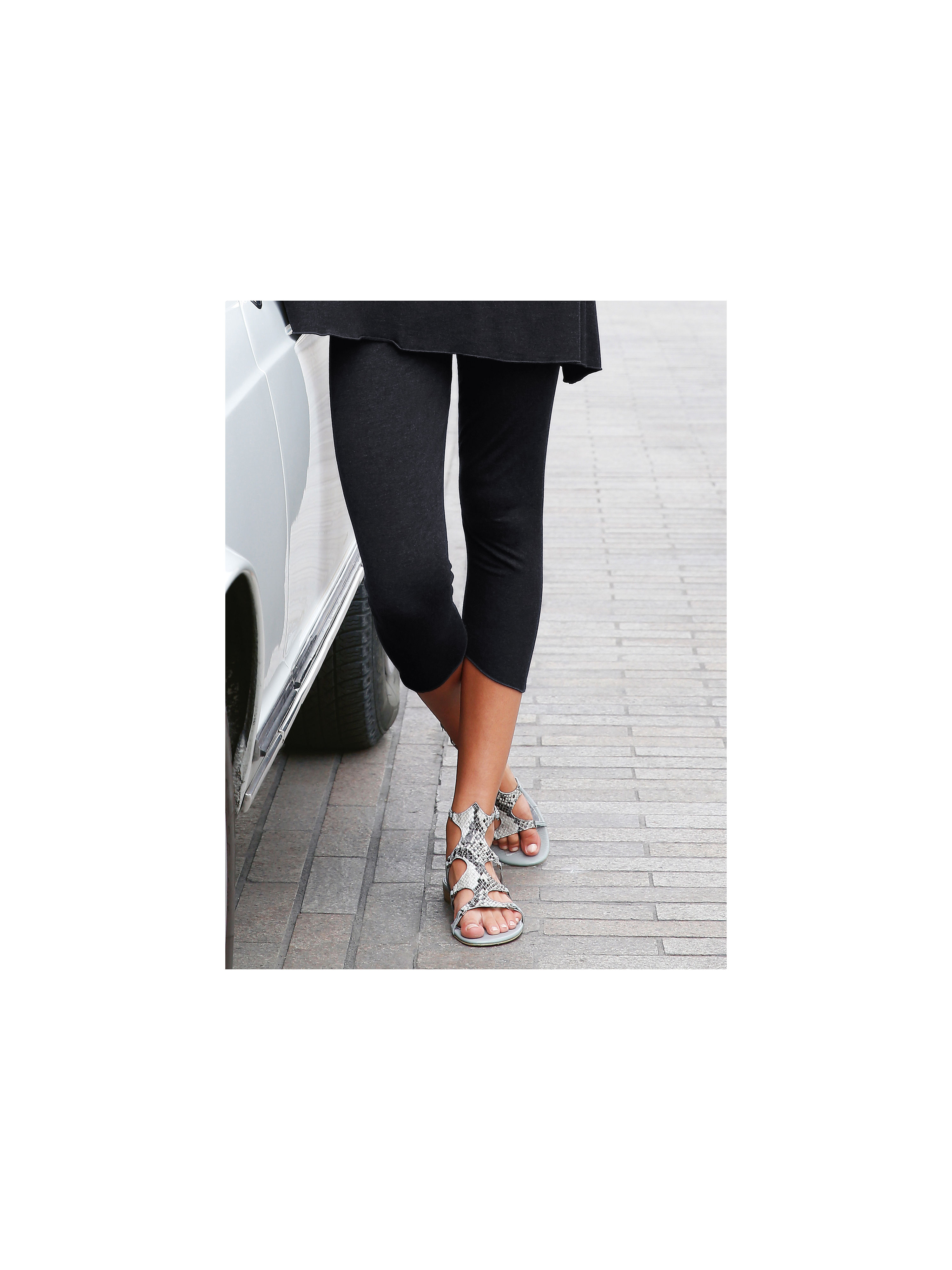 Image of 7/8-length trousers Peter Hahn black size: 24