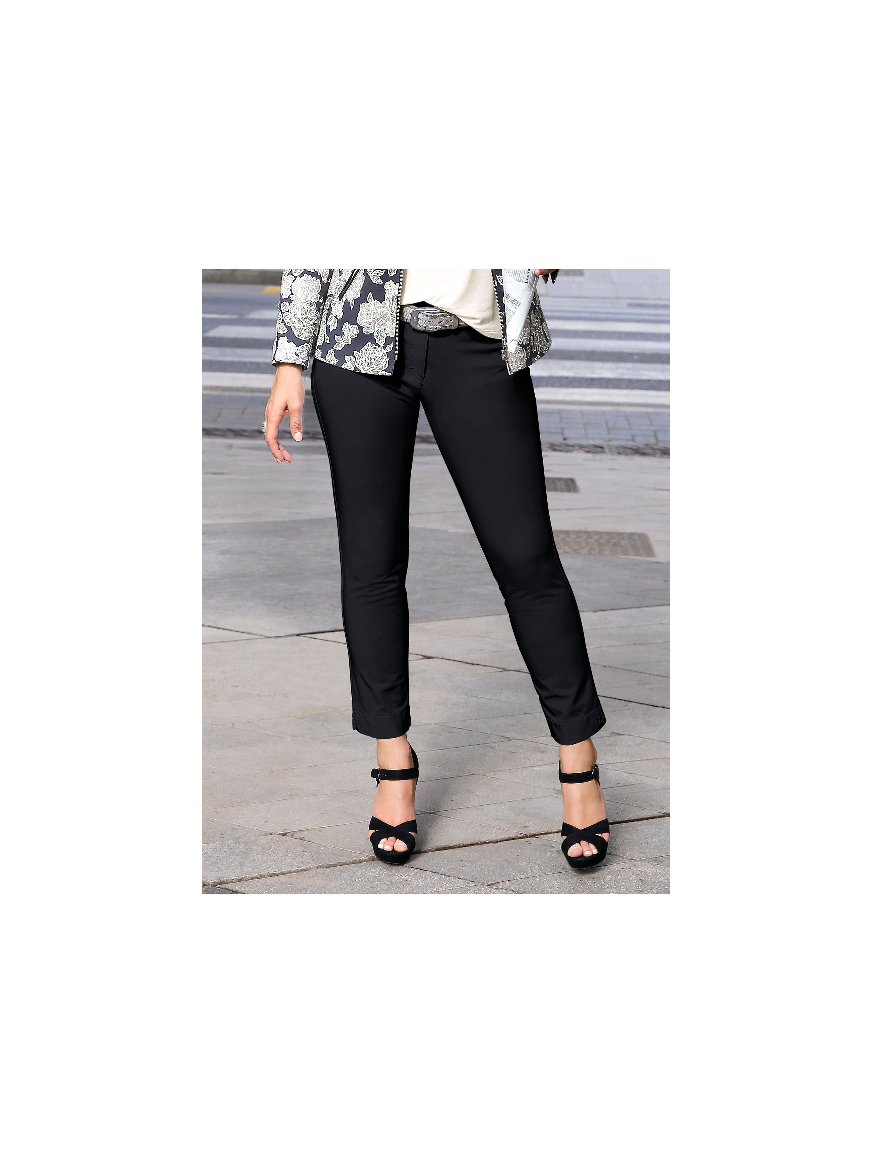 Image of Ankle-length trousers Brax Feel Good black