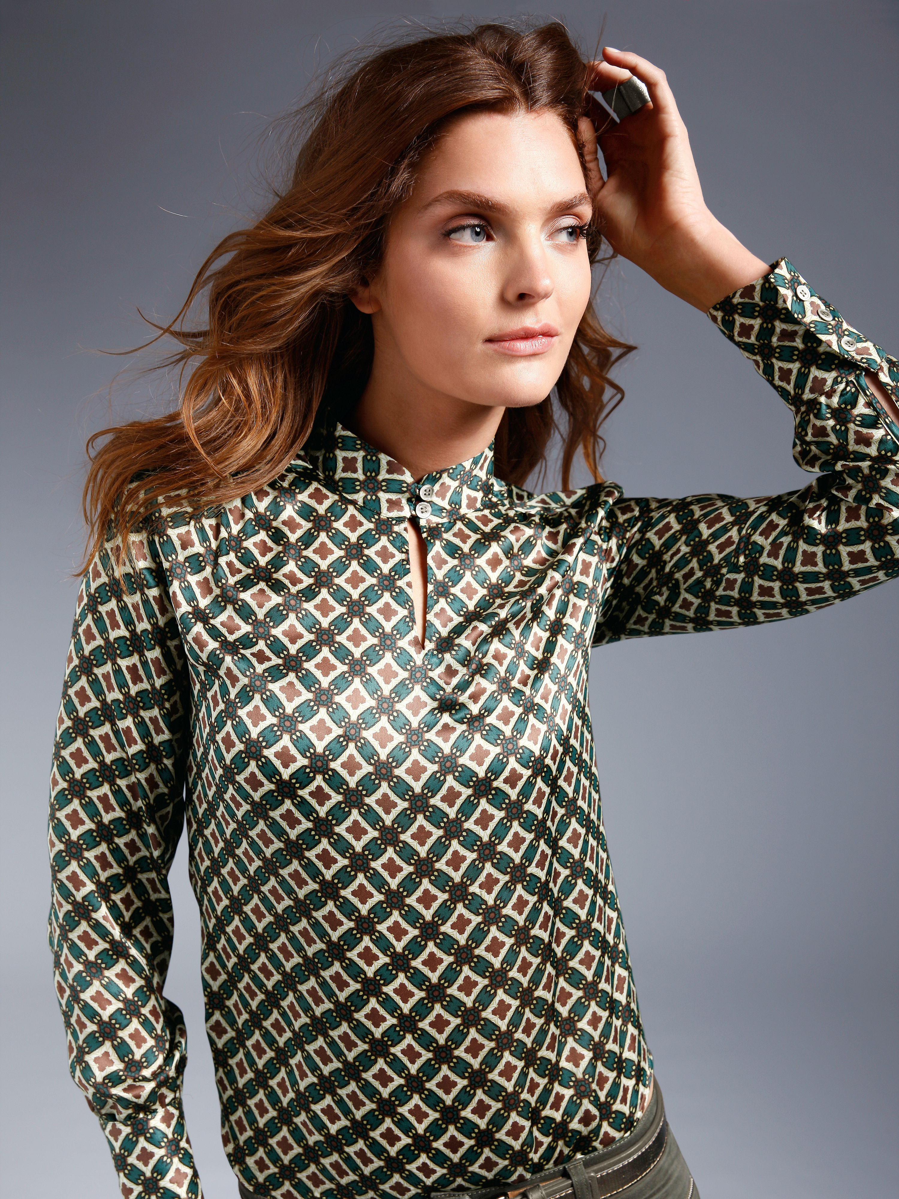 Image of Blouse Looxent multicoloured size: 20