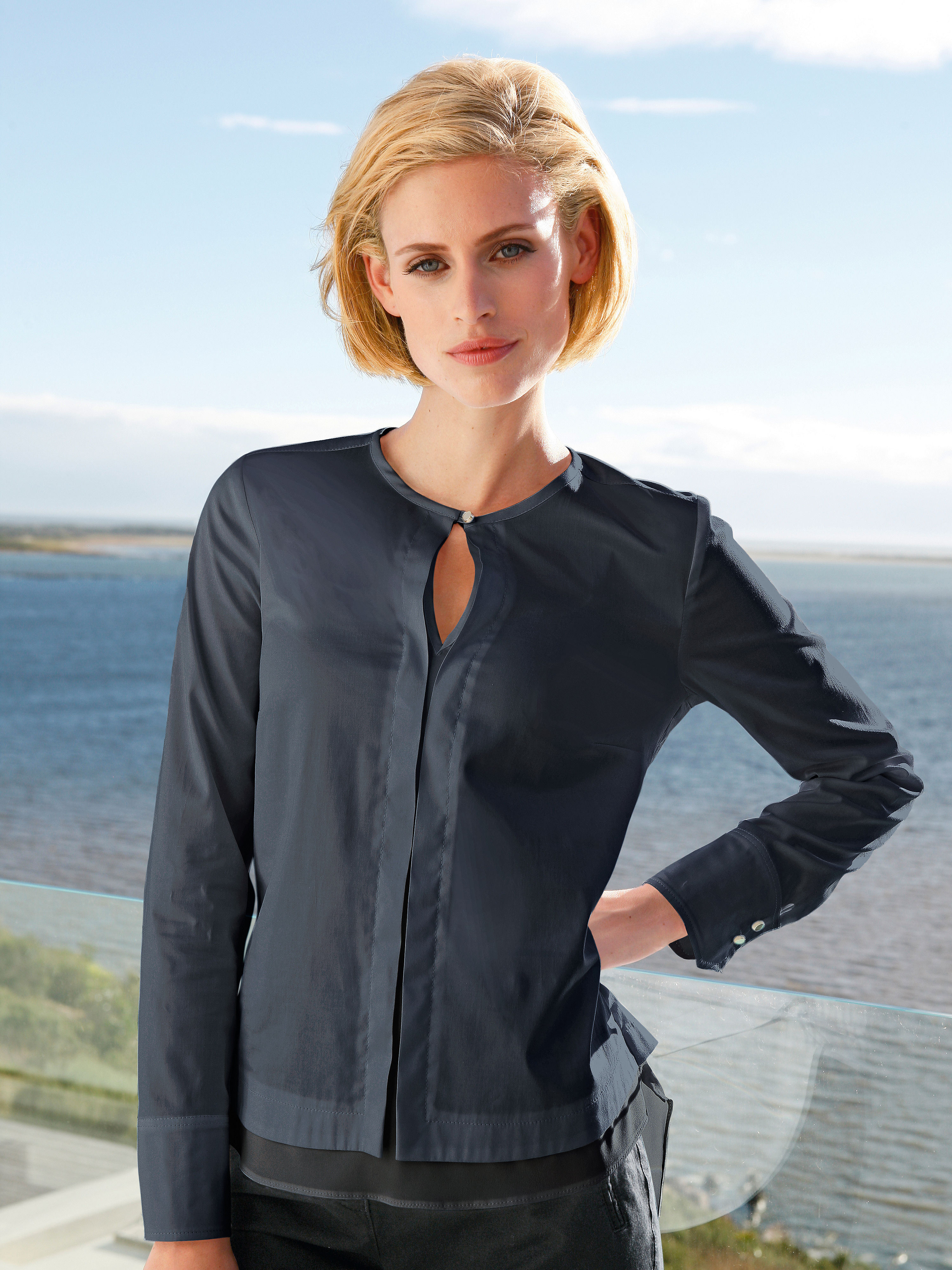 Image of Blouse Otto Kern black