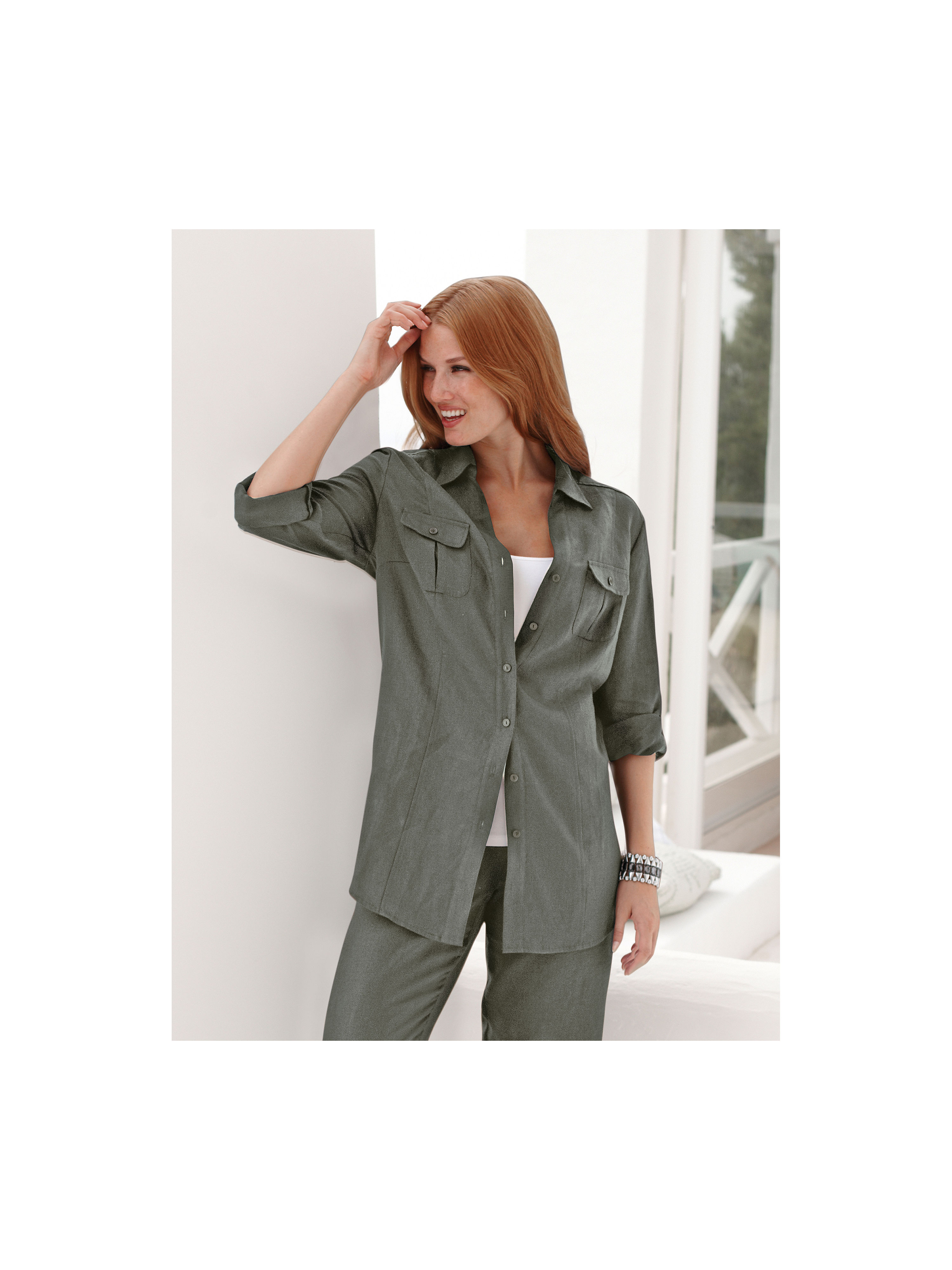 Image of Blouse Peter Hahn Plus green