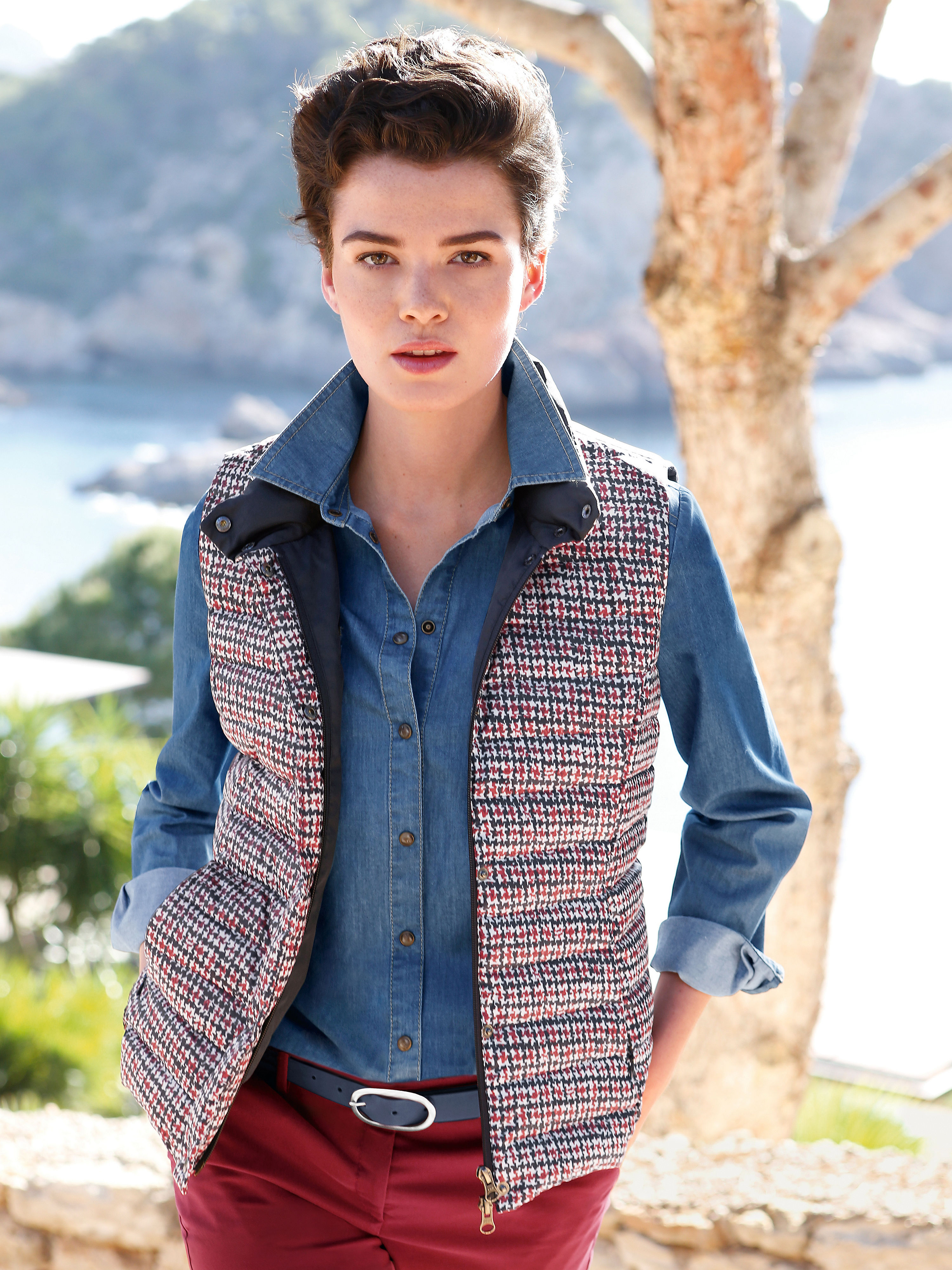 Image of Quilted gilet Peter Hahn blue size: 12