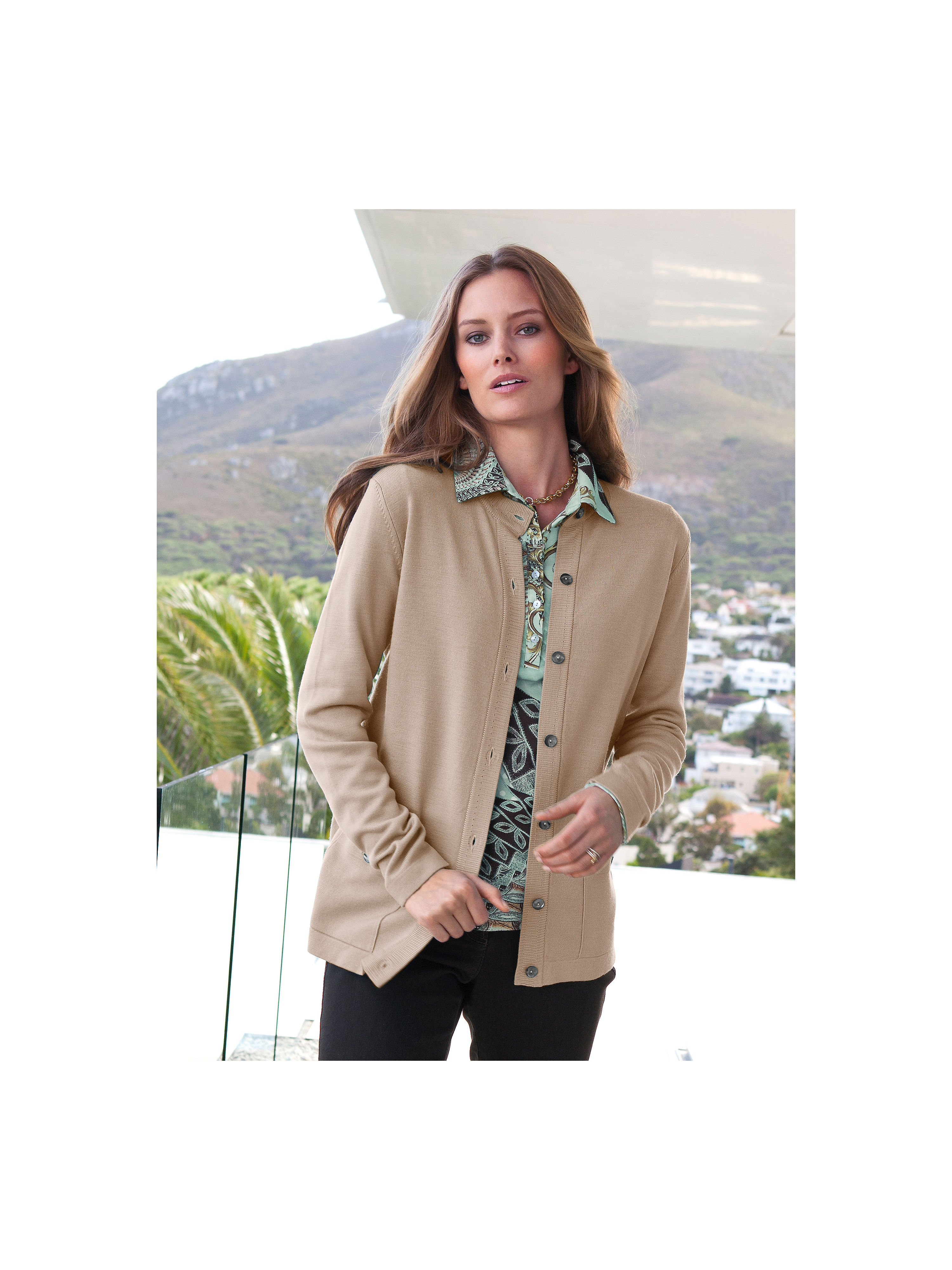 Image of Cardigan design CLARA Peter Hahn beige
