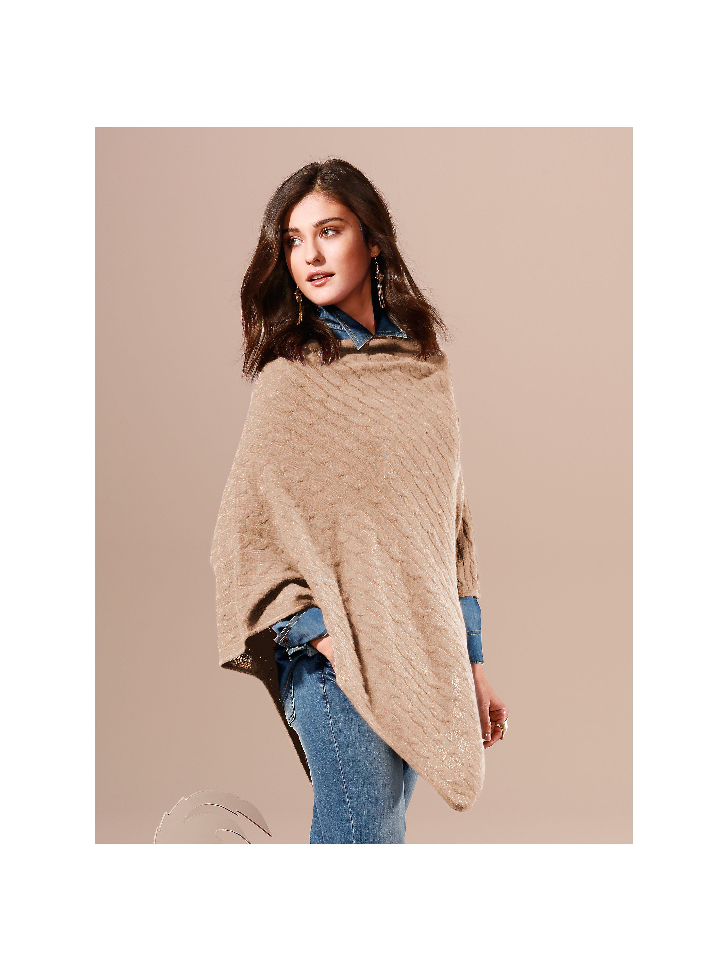 Image of Poncho in 100% cashmere Peter Hahn beige