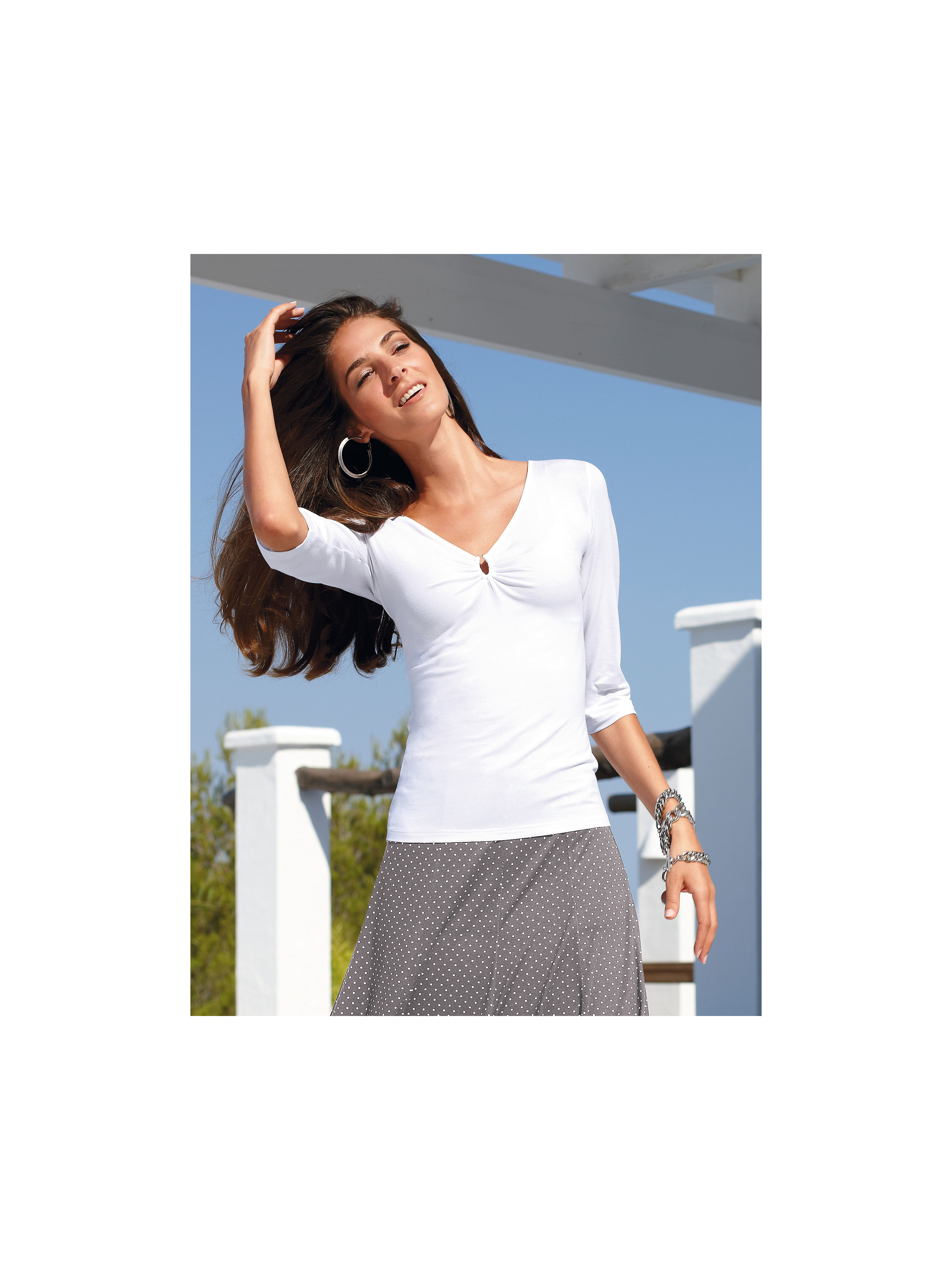 Image of V neck top Peter Hahn white size: 12