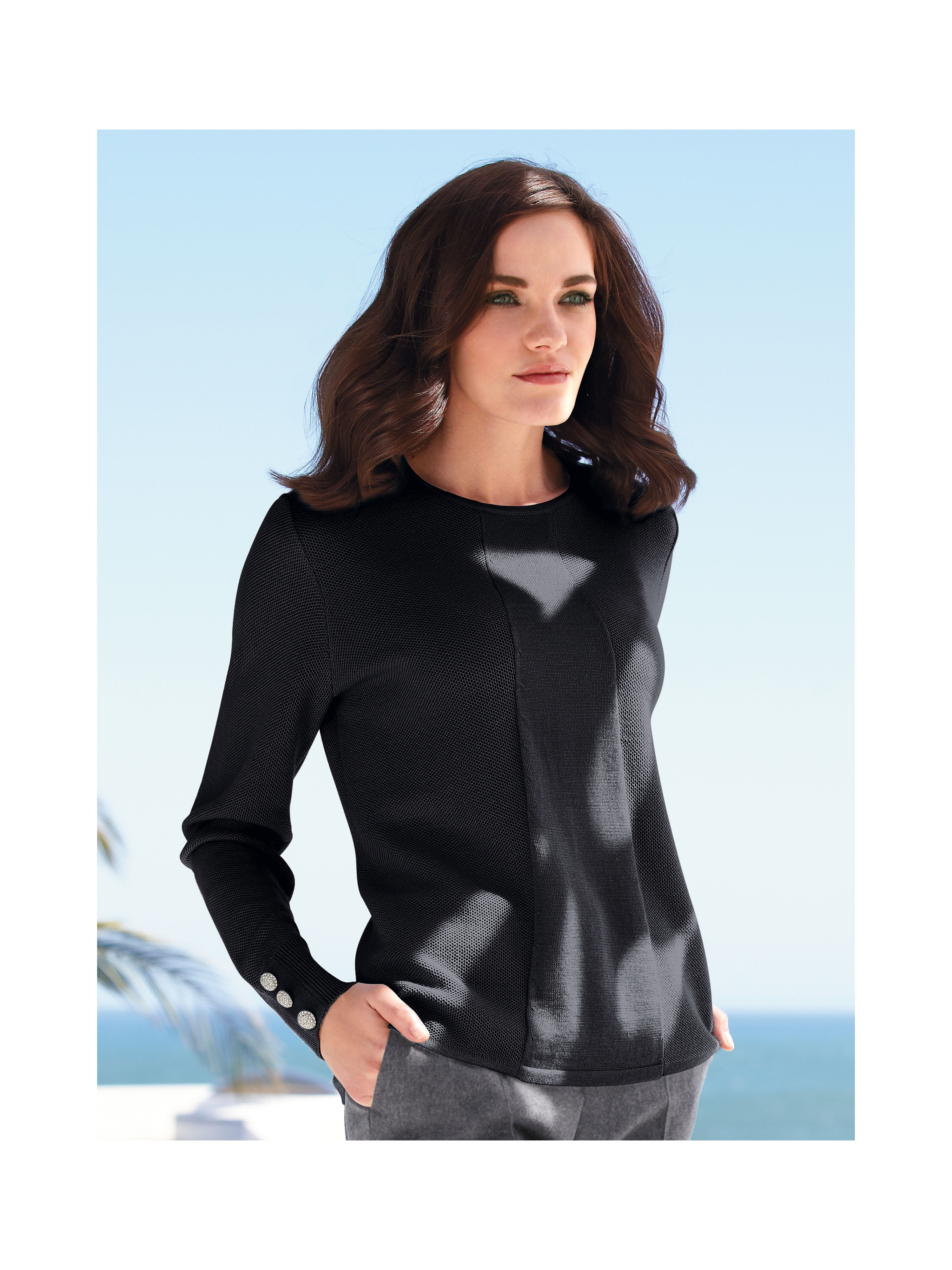 Image of Round neck jumper in 100% new milled wool Peter Hahn black size: 14