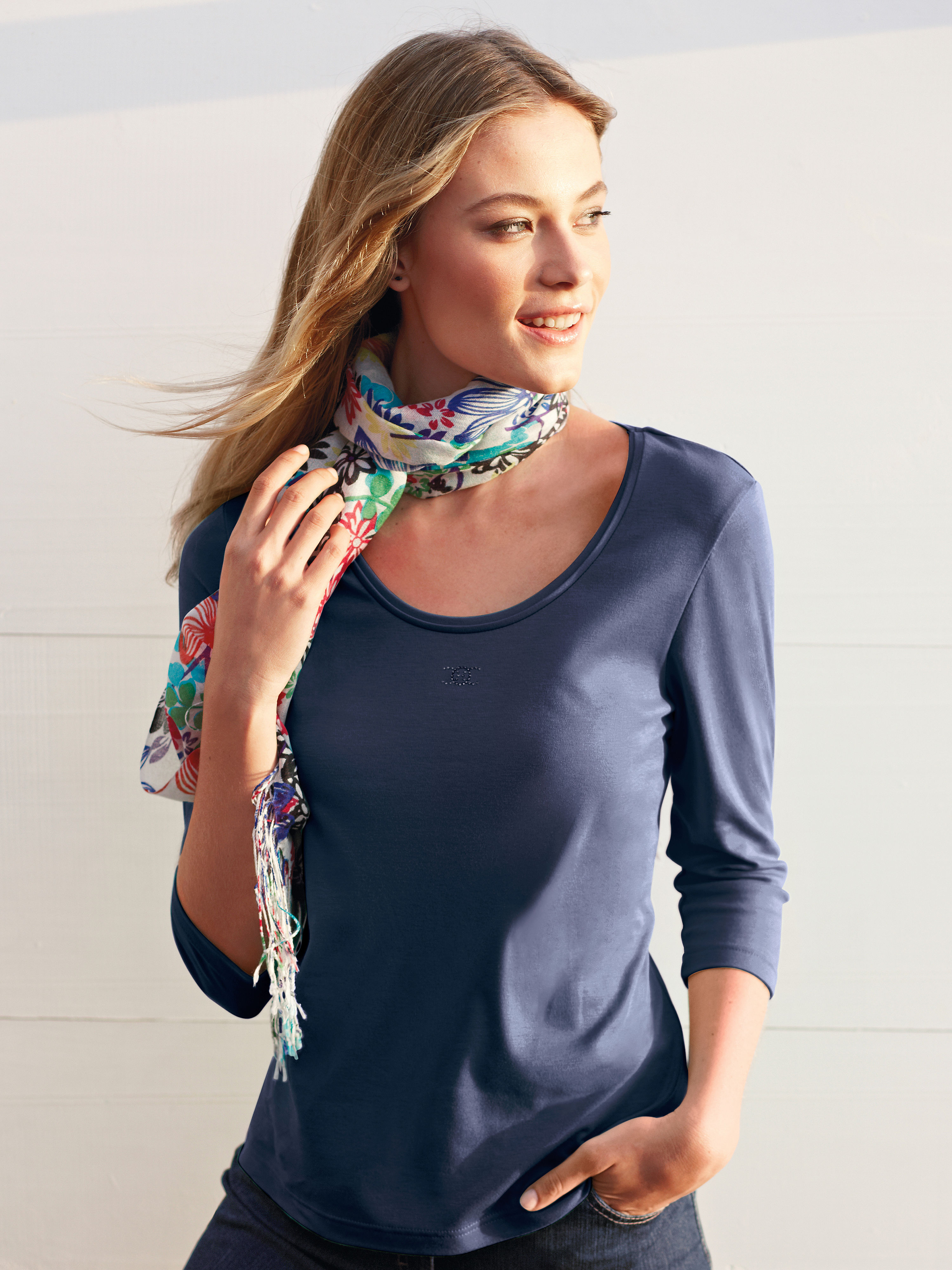 Image of Round neck top Efixelle blue size: 26