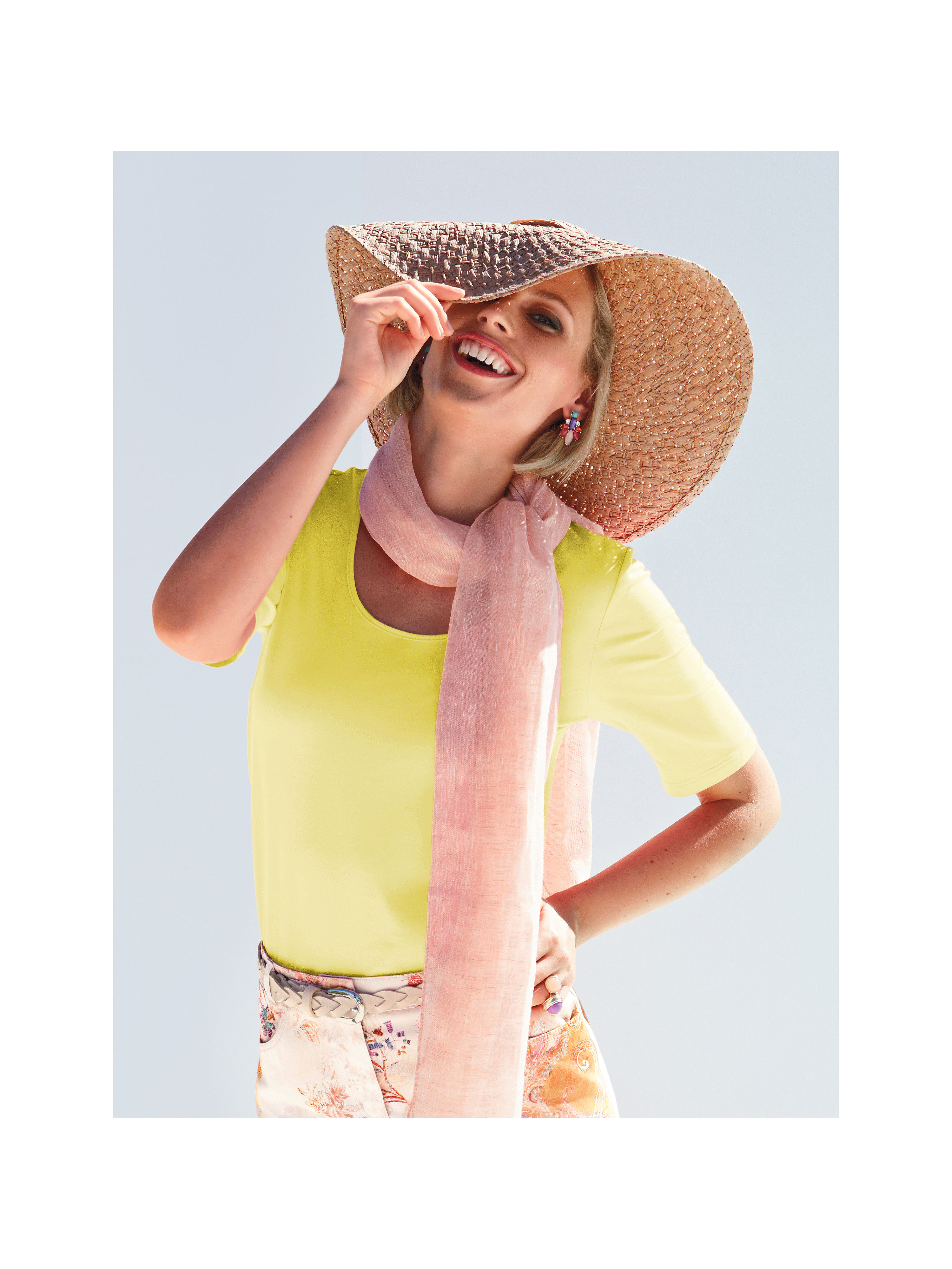 Image of Top ZAIDA yellow