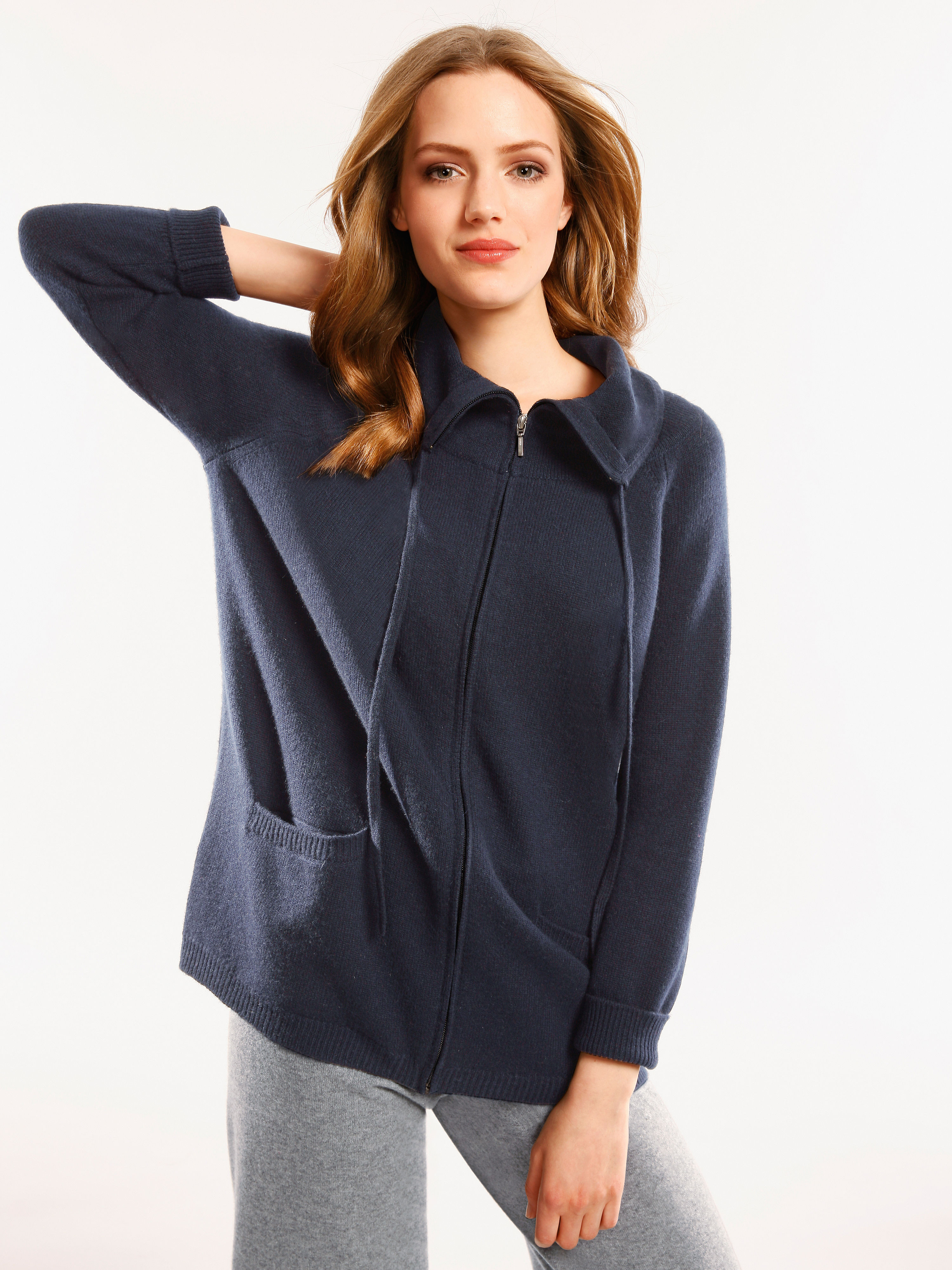 Image of Cardigan in 100% cashmere cashmere blue size: 20/22