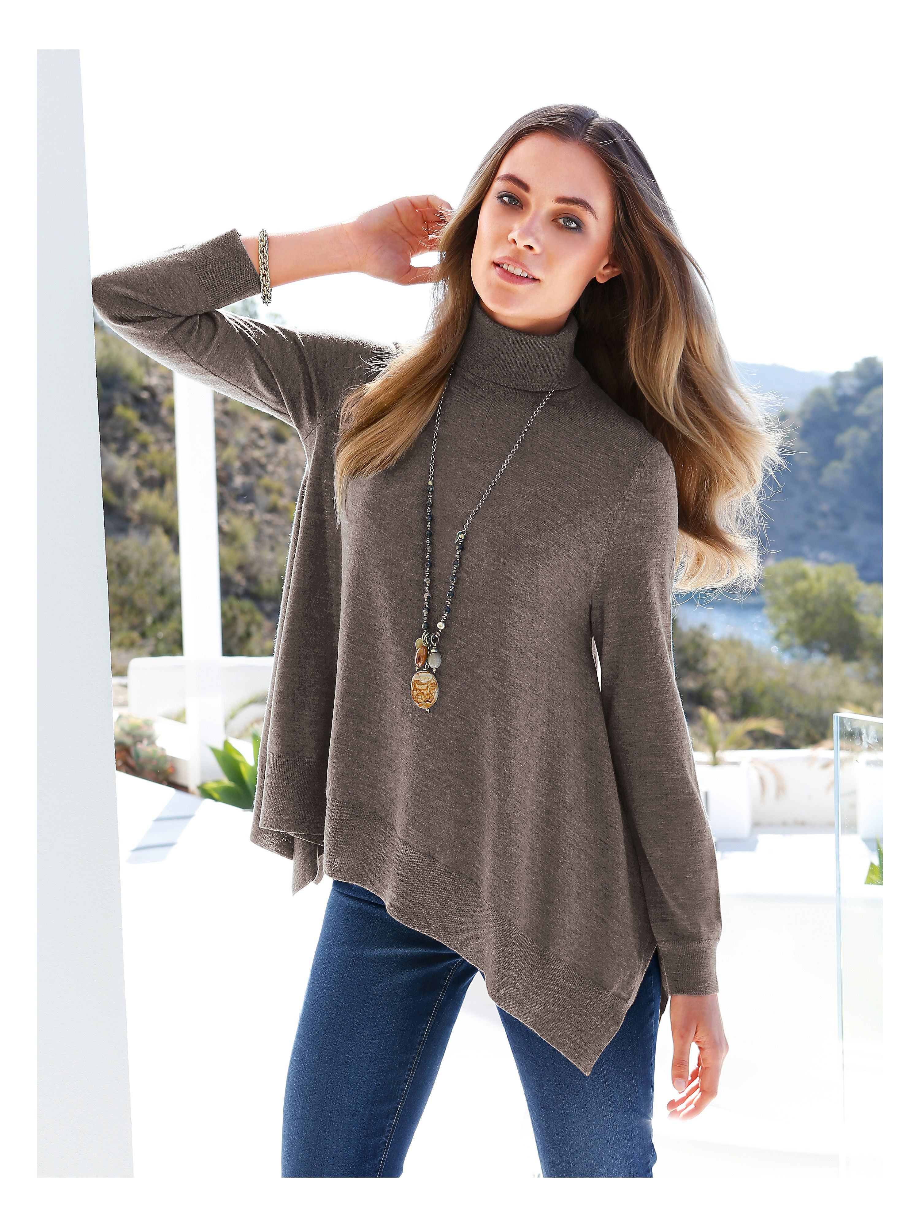 Image of Polo neck jumper in 100% new milled wool Peter Hahn brown