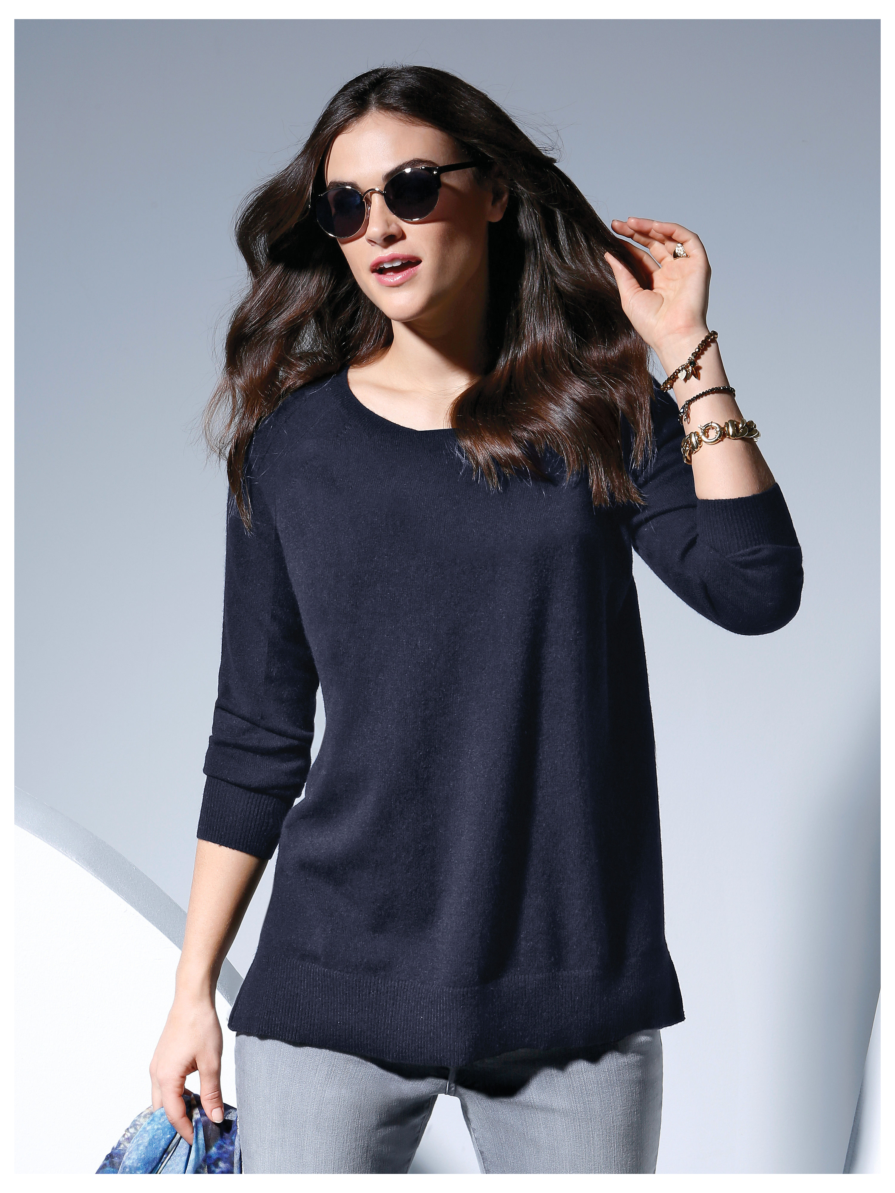 Image of Exquisite round neck pullover Anna Aura blue