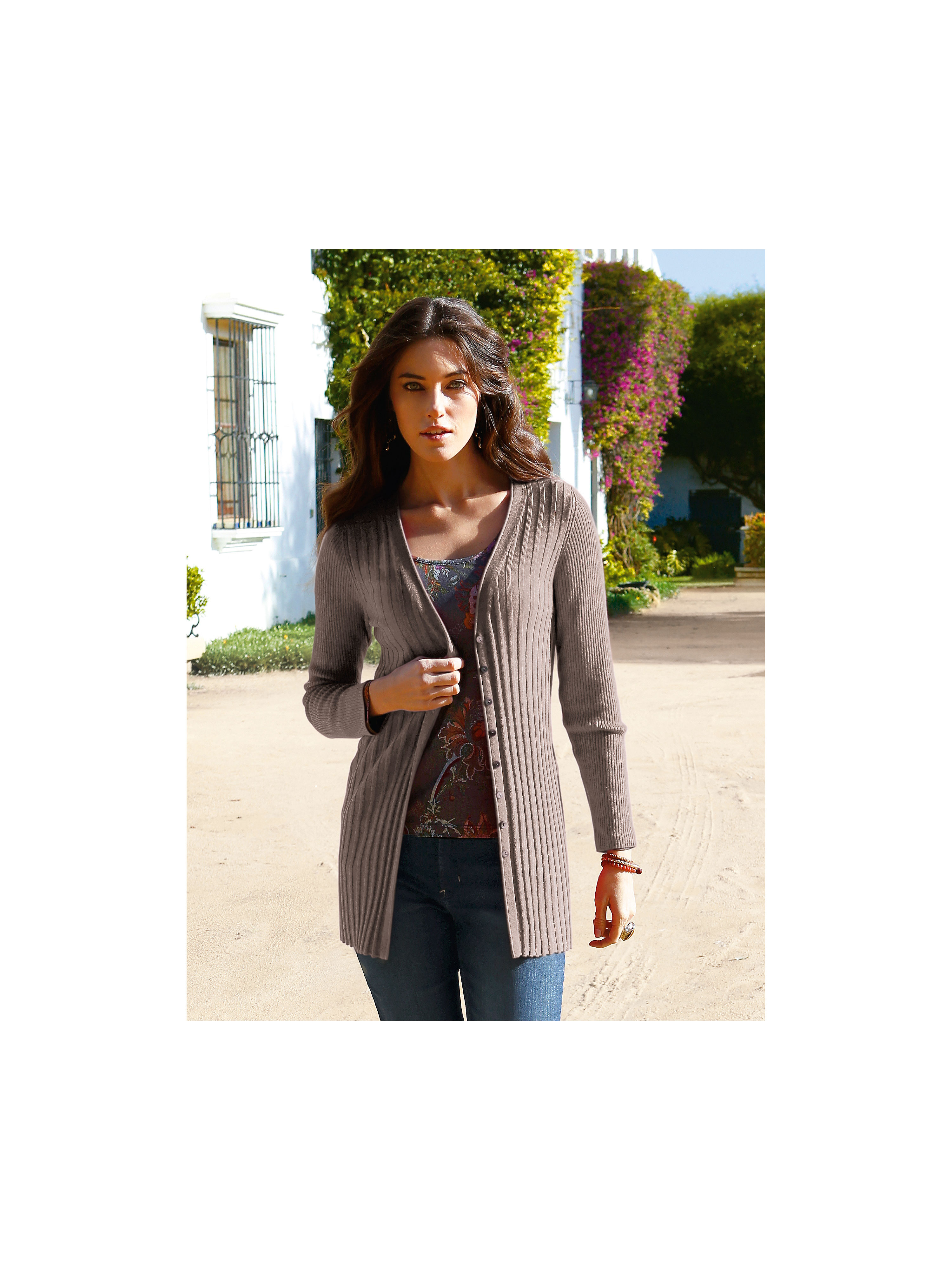 Image of Cardigan in 100% new milled wool Peter Hahn brown