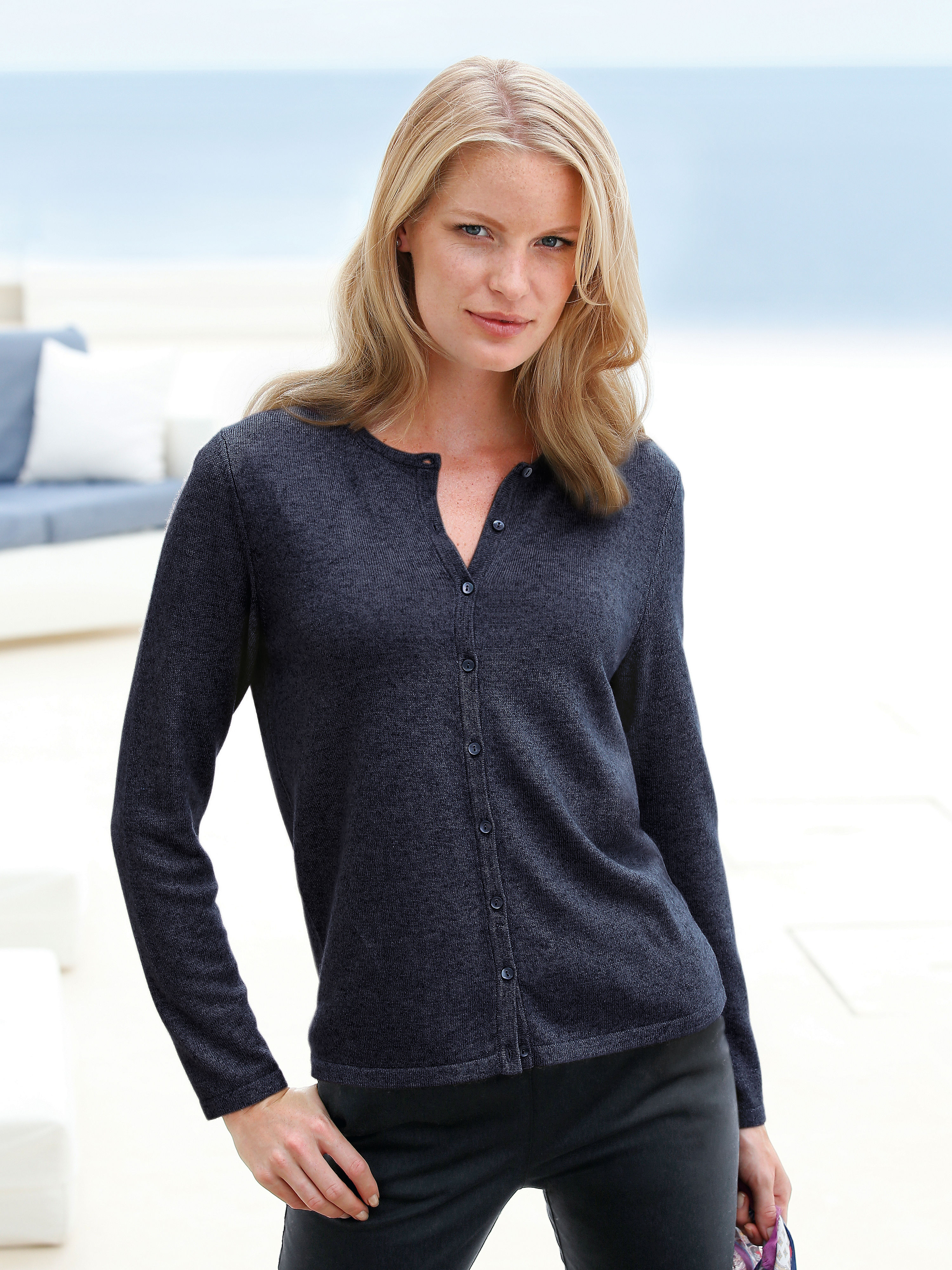 Image of Cardigan Peter Hahn blue size: 10