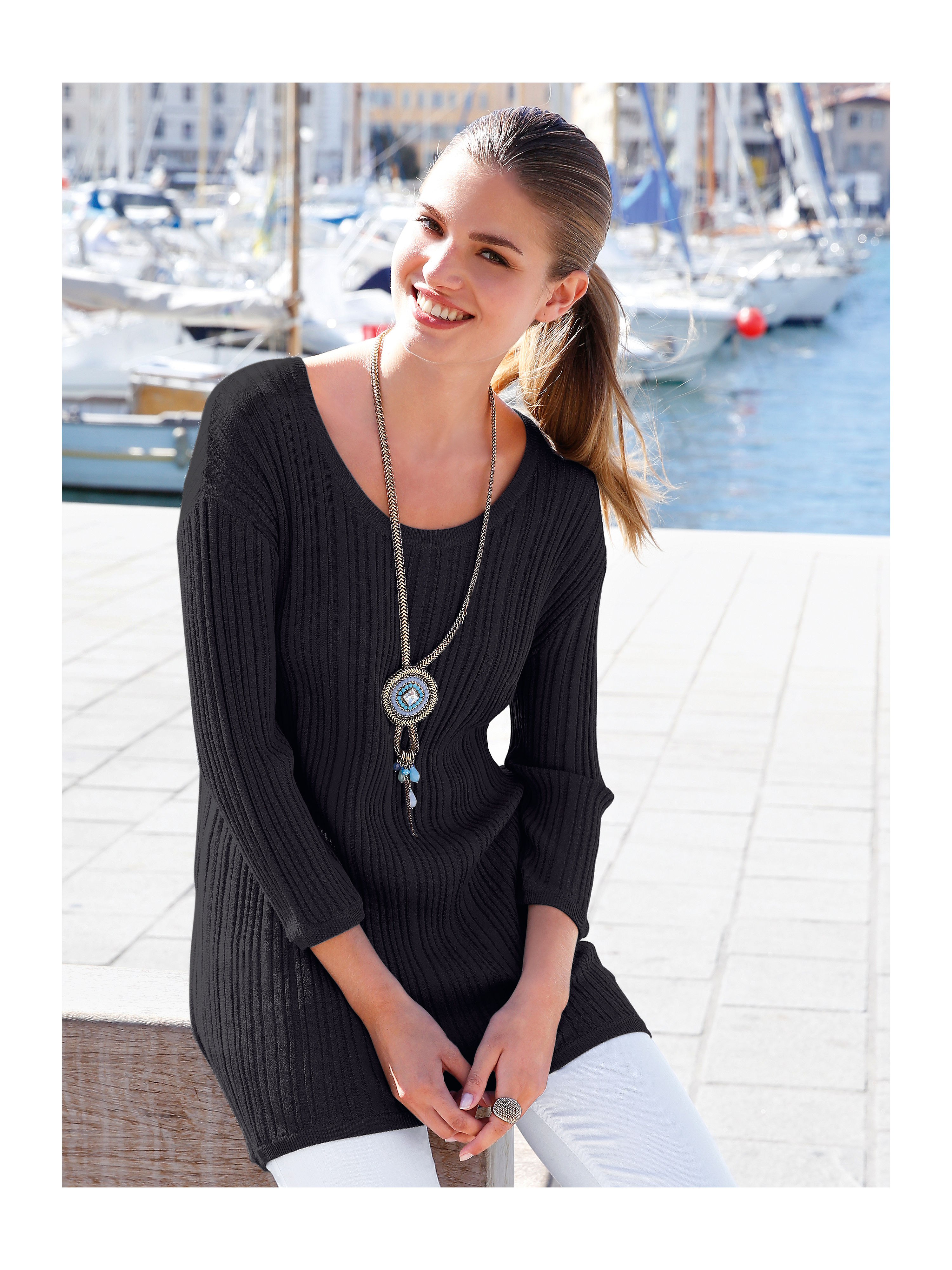 Image of Round neck jumper Peter Hahn black size: 10
