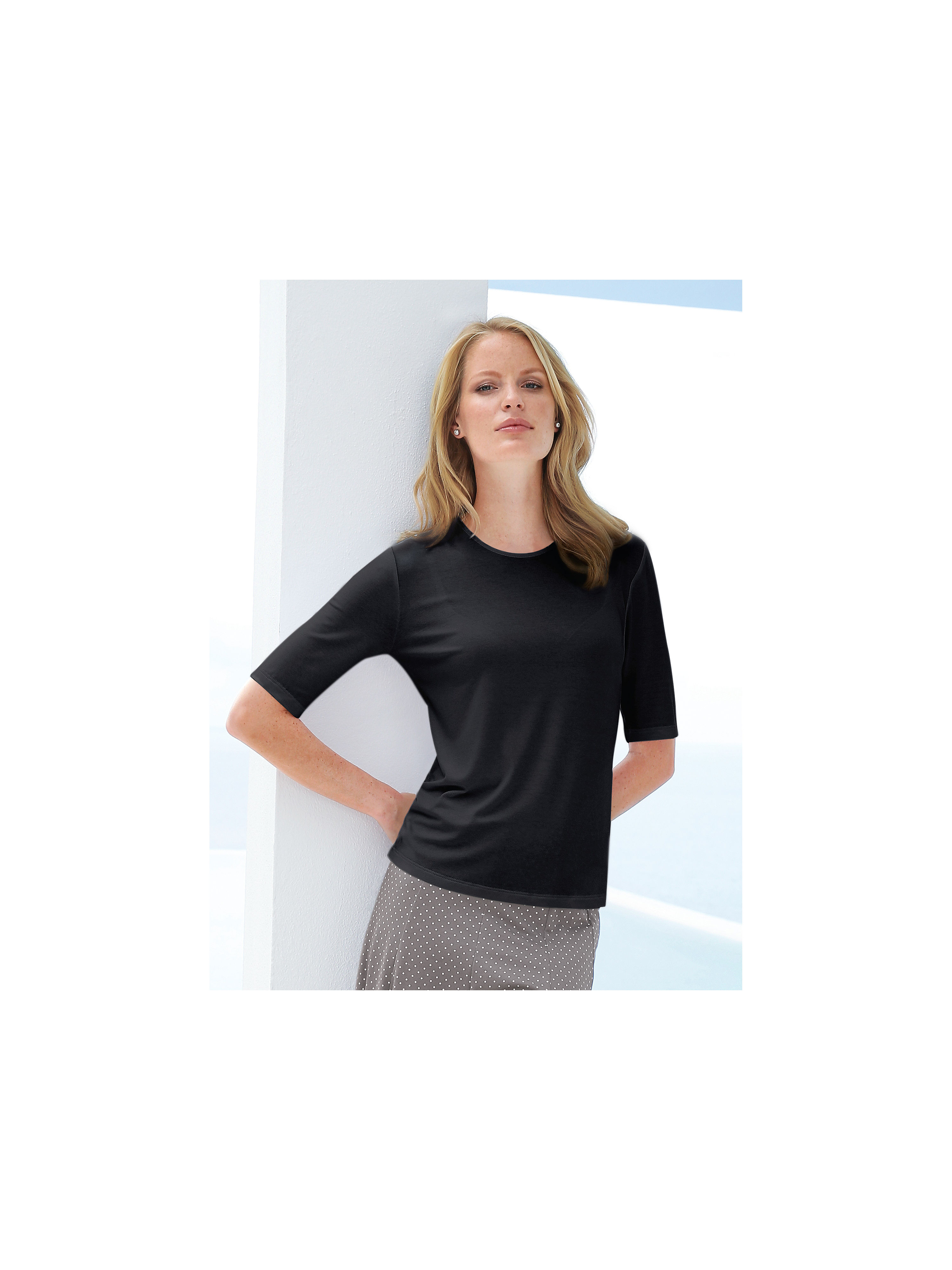 Image of Round neck top Peter Hahn black size: 16