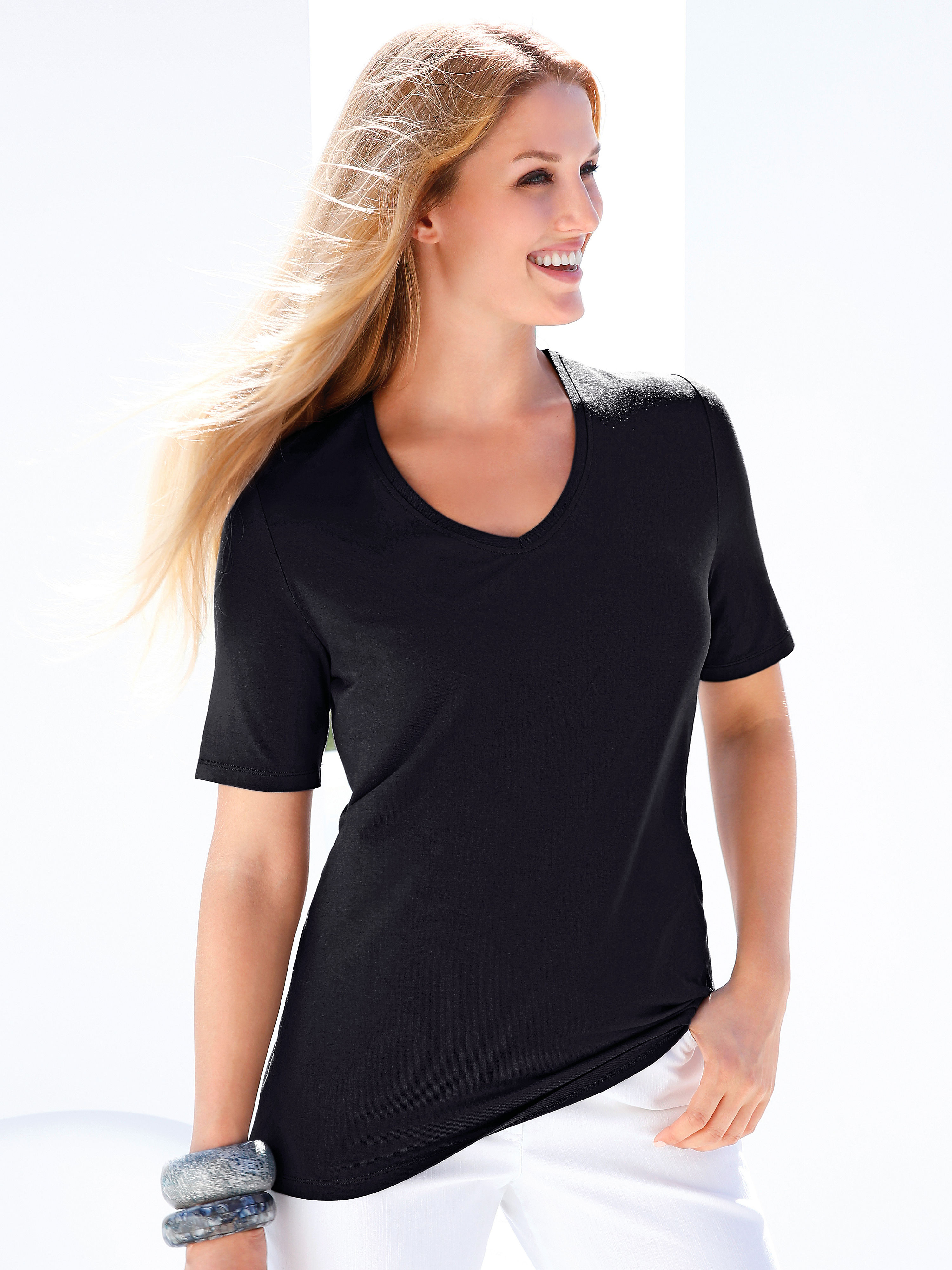 Image of V neck top Anna Aura black